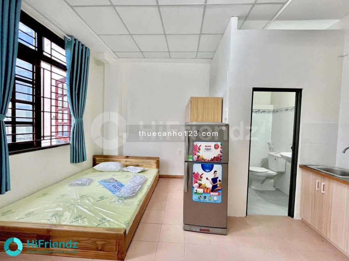 Cho thuê căn hộ ban công riêng – Full nội thất, ngay trung tâm Tân Bình