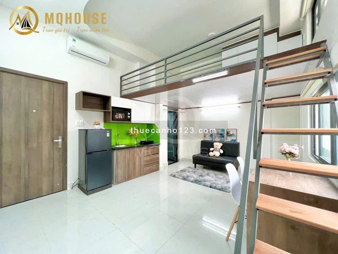 Căn hộ tách bếp có cửa sổ thoáng mát ngay Tân Bình.