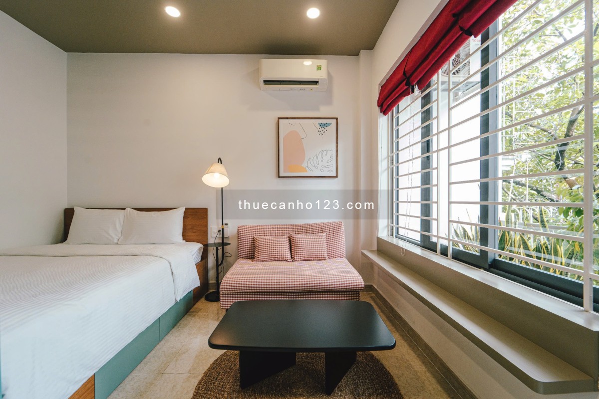Cho thuê Căn hộ Tách bếp 1PN Cửa sổ Thoáng Full NT 45m2 tại Đào Duy Anh, Phú Nhuận gần Sân bay, Q1,