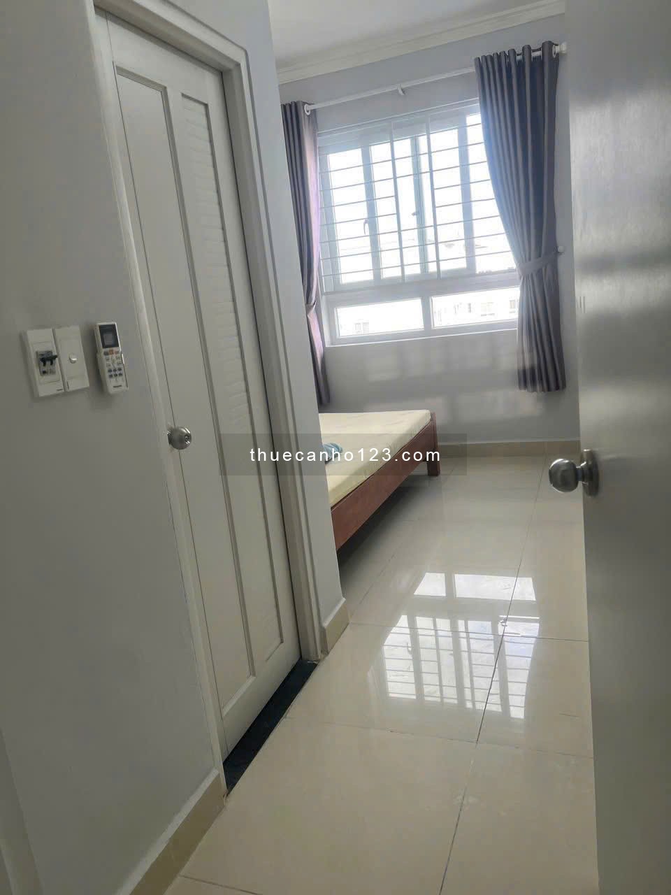 Central Plaza,P3, Tân Bình: 2p ngủ, 2wc, 12,5tr/th
