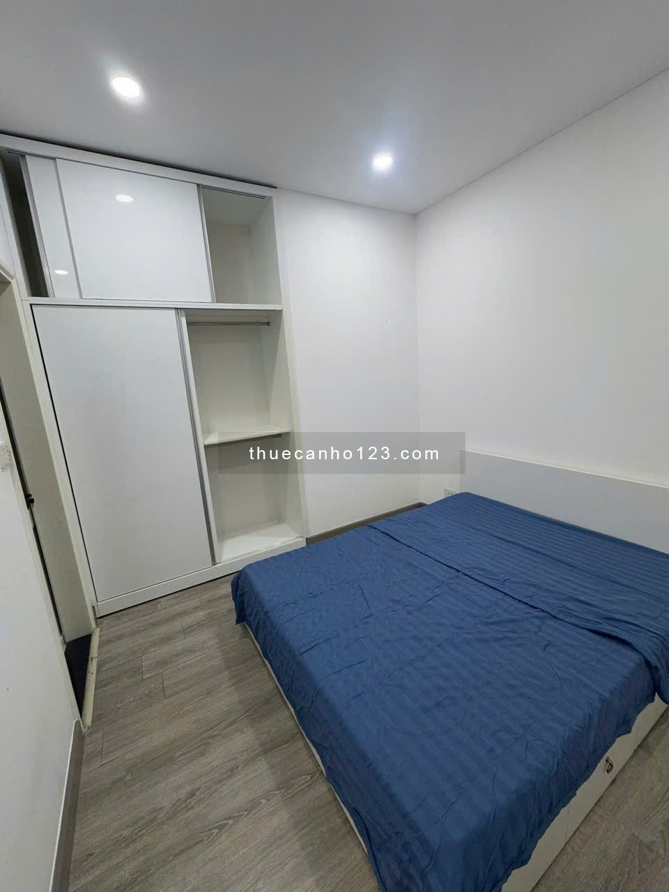 Chung cư Đặng Văn Ngữ, P10, PN: 74m2, 2p ngủ, NT, nhà mới, 12tr/th