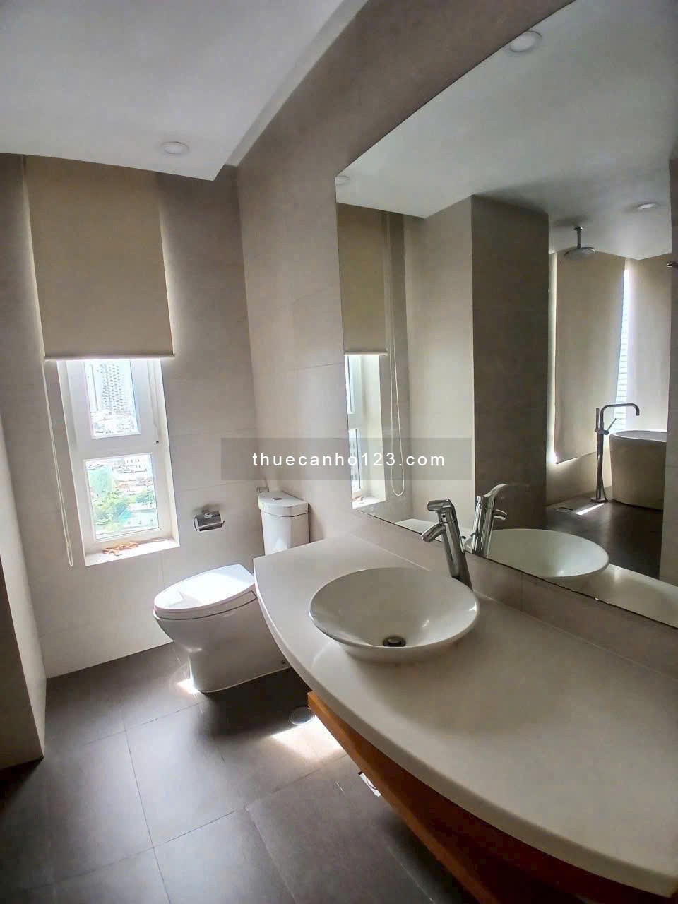 Chung cư Satra, Phan Đăng Lưu, P1, PN, 145m2, 3PN, 2WC, Nội thất, 21tr/th.