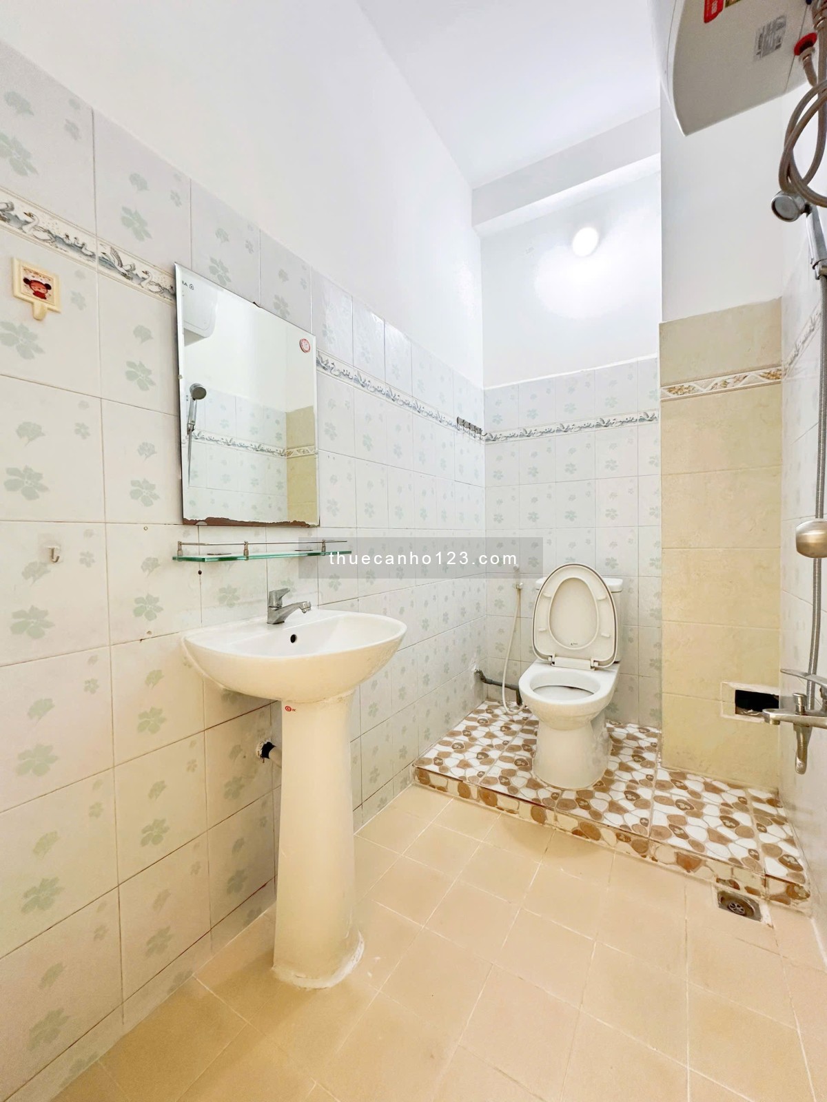 Cho thuê căn hộ 1PN tách bếp – Full nội thất – Quận 3 gần vòng xoay Ngã Sáu Phù Đổng, CV Tao Đàn