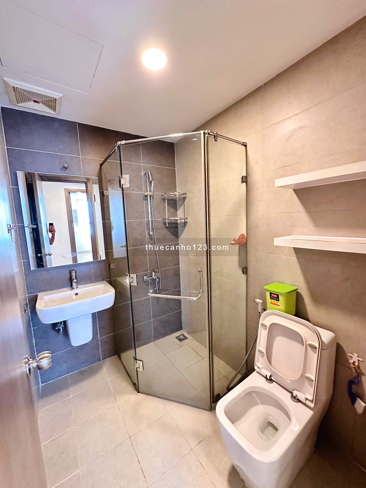 Cho thuê căn hộ Lexington đường Mai Chí Thọ Q2, 2PN, nhà đẹp giá rẻ 15tr/th