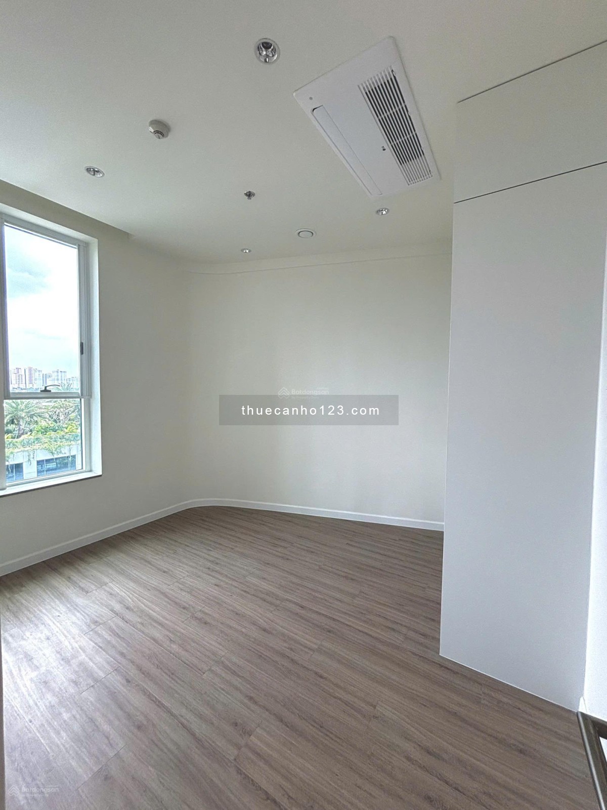 Cho thuê căn hộ Zeit River Thủ Thiêm view sông cực đẹp.