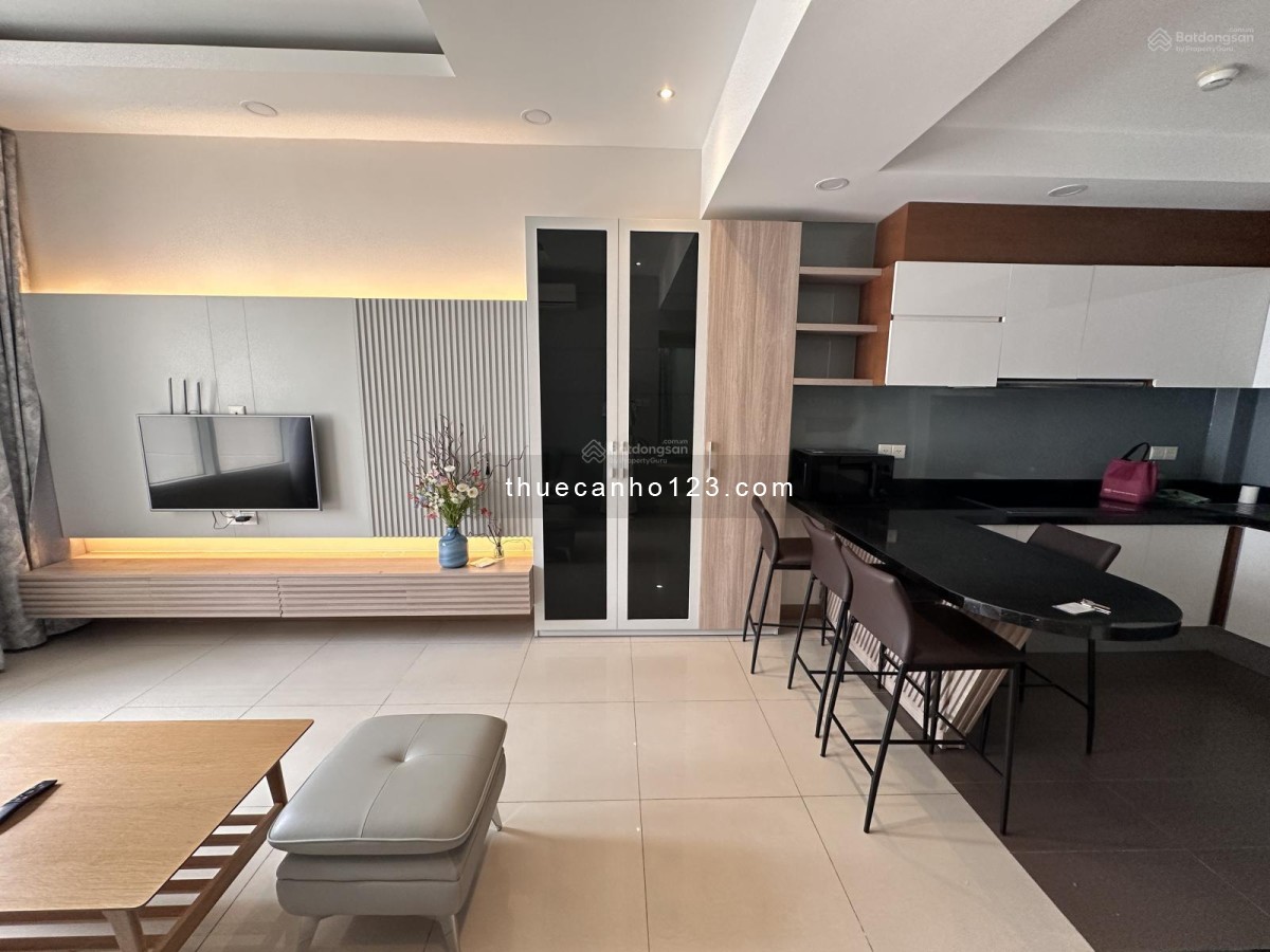 Cho thuê căn hộ 2PN Saigon Pearl, Bình Thạnh.