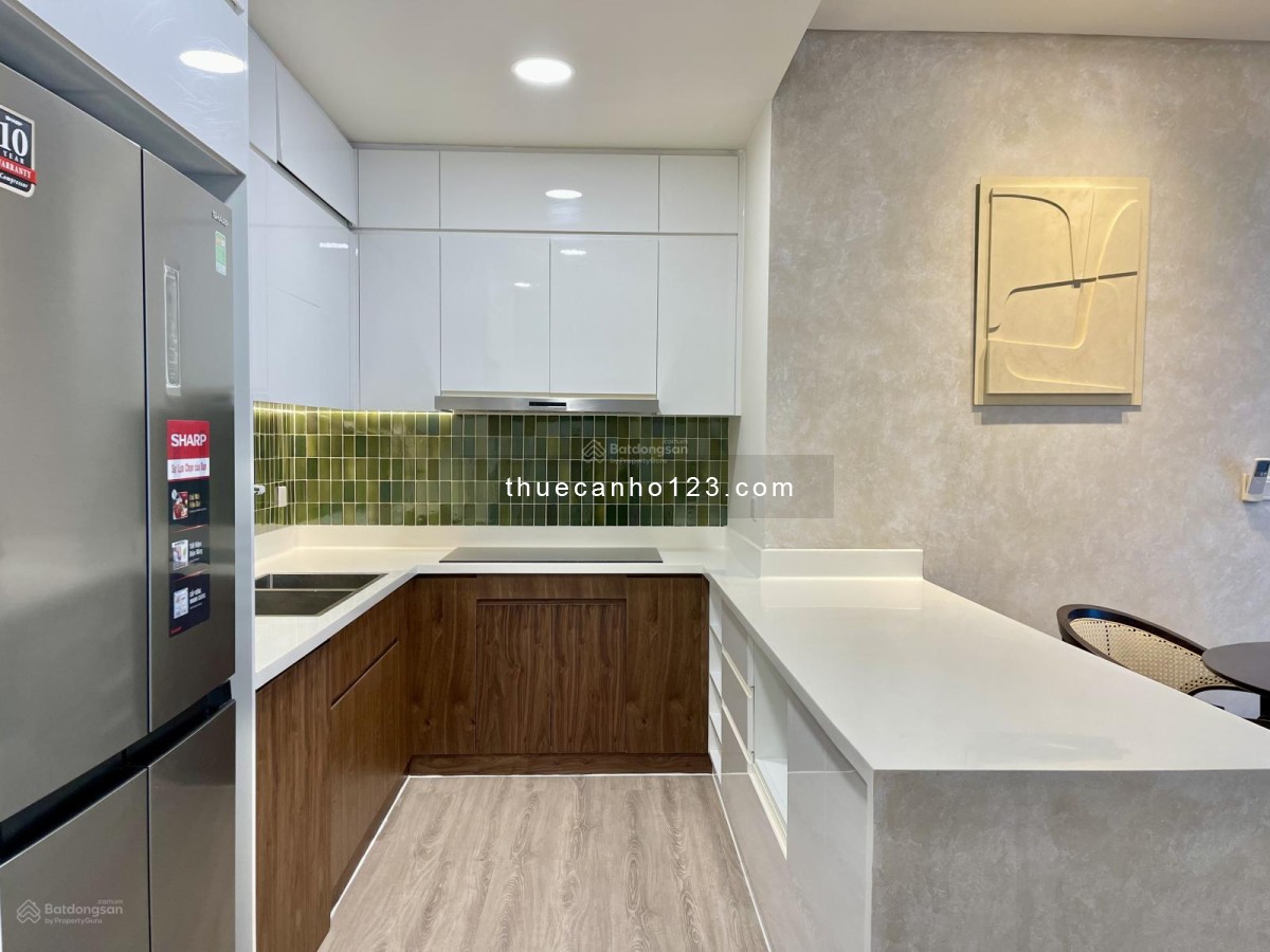 Cho Thuê căn 2PN nhà mới đầy đủ nội thất tại Sunwah Pearl