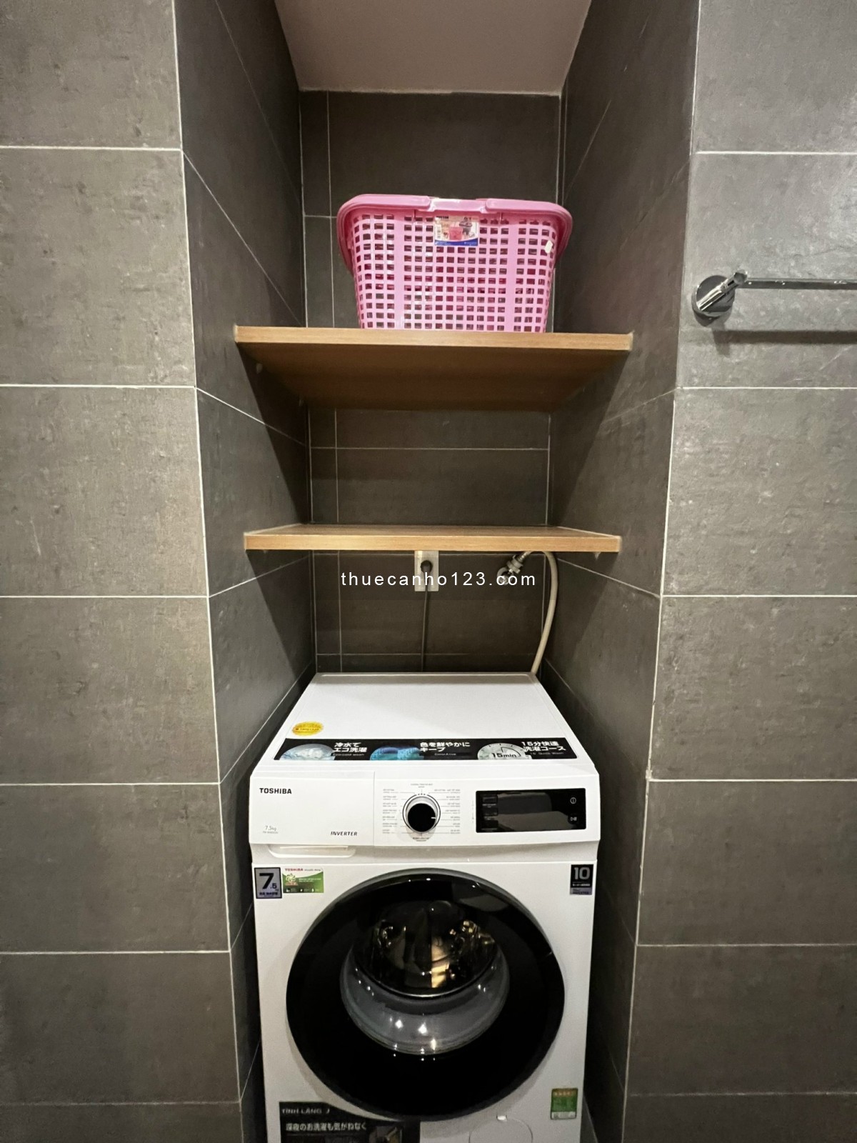 CHO THUÊ REPUBLIC PLAZA 52M2 1PN - 1WC FULL, CHỈ 13TR/ THÁNG. LH: 093.8856.299