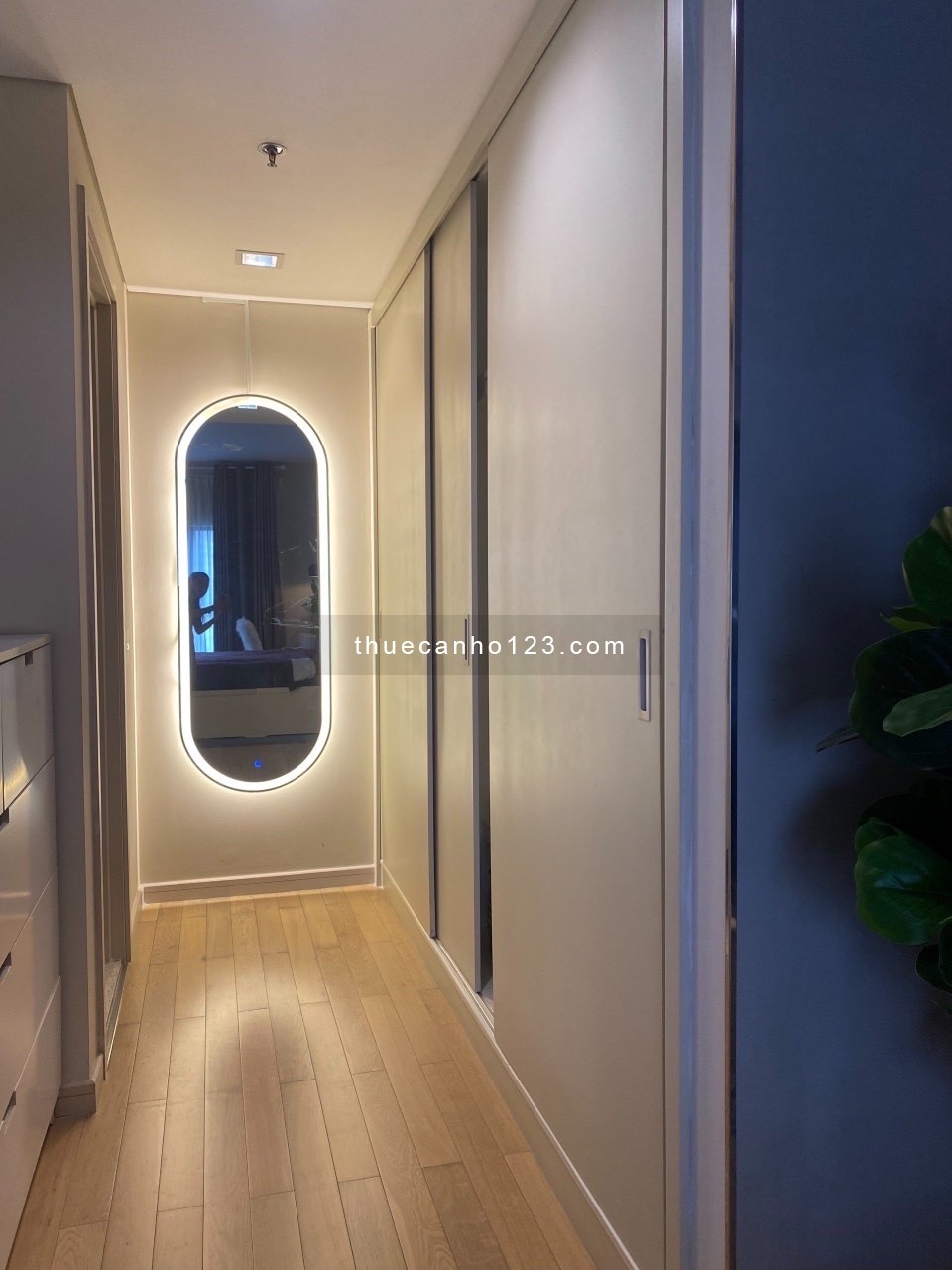 Satra Eximland - Phan Đăng Lưu - P1 - PN, 145m2, 3PN, 2WC, Nội thất, 22tr/th