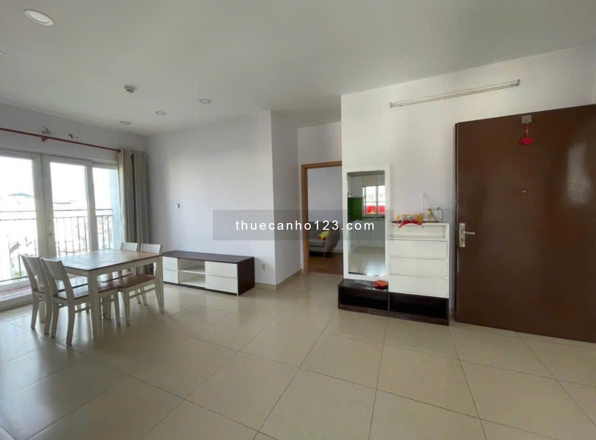 Chung cư Phú Thạnh, Nguyễn Sơn,TP: 110m2, 3PN, Nhà trống, 10tr5/th.