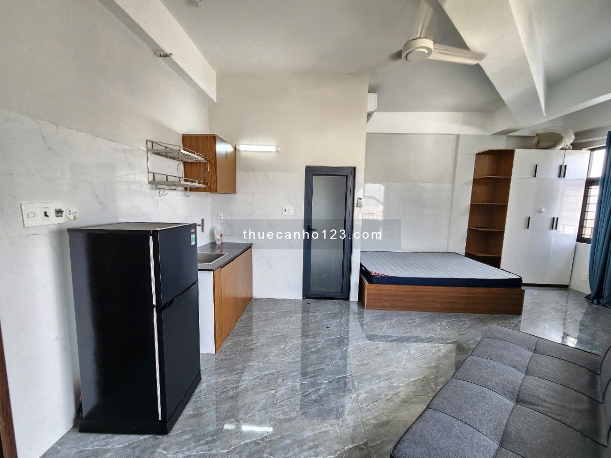 Studio, full nội thất đẹp, cửa sổ lớn thoáng