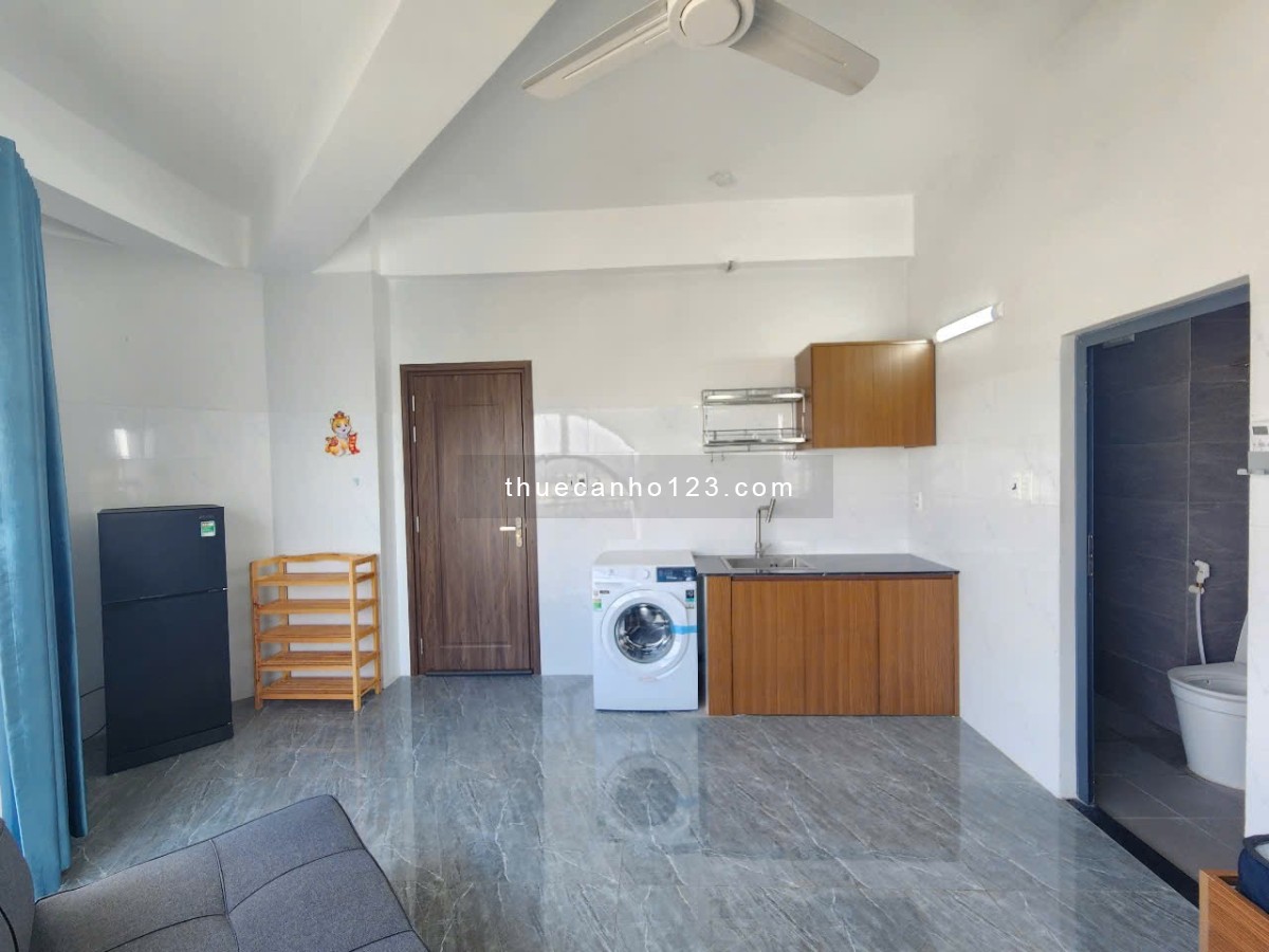 Studio, full nội thất đẹp, cửa sổ lớn thoáng