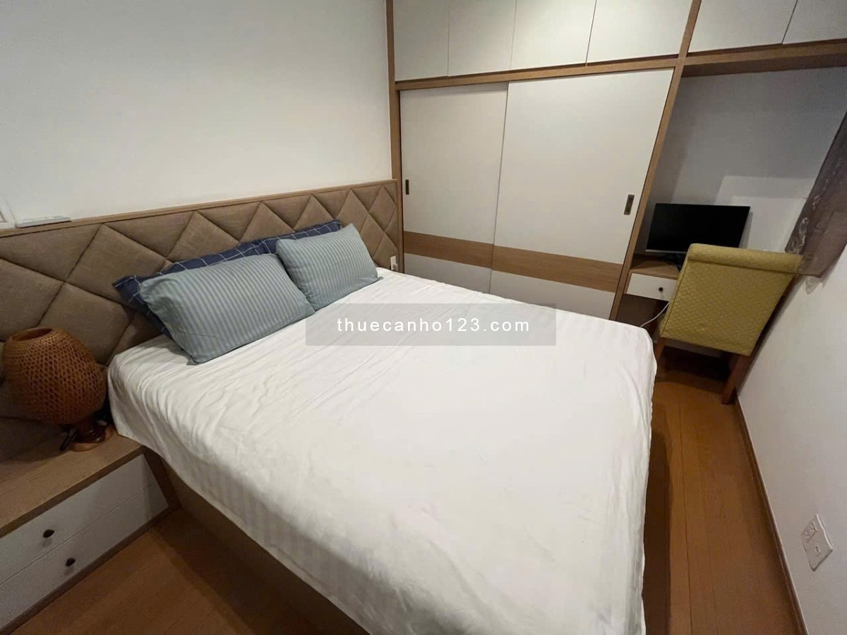 Cho thuê Căn hộ CC Sky Center - Phổ quang Tân Bình , 74m2, 2pn 2wc Full Nt giá 17tr lh 0933481089