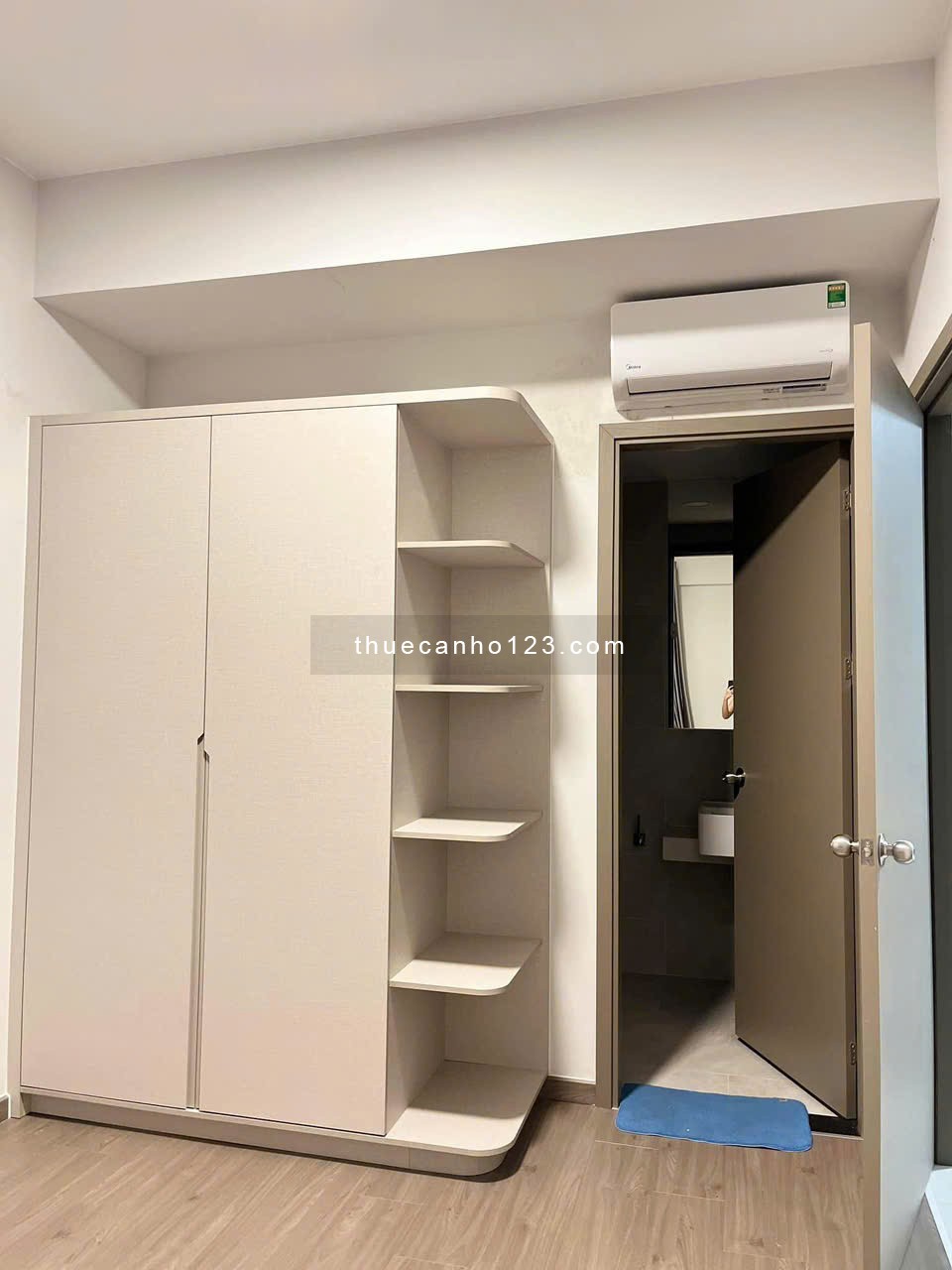 Chung cư Newton, Trương QUốc Dung, PN: 3p ngủ, 120m2, 22triệu, NTCC