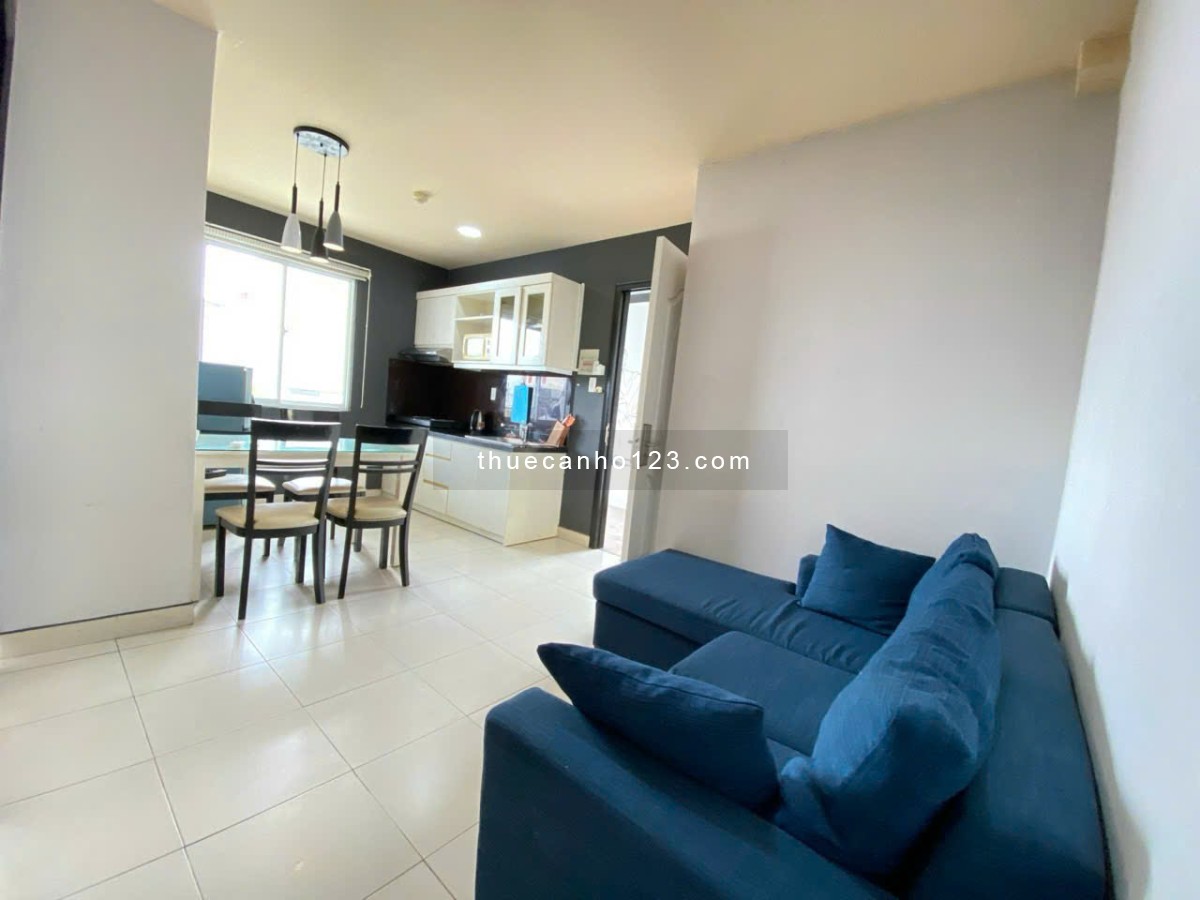 Cho thuê căn hộ 2 phòng ngủ Quận 3 _ 60m² đường Hai Bà Trưng (có thang máy) gần Nhà thờ Tân Định