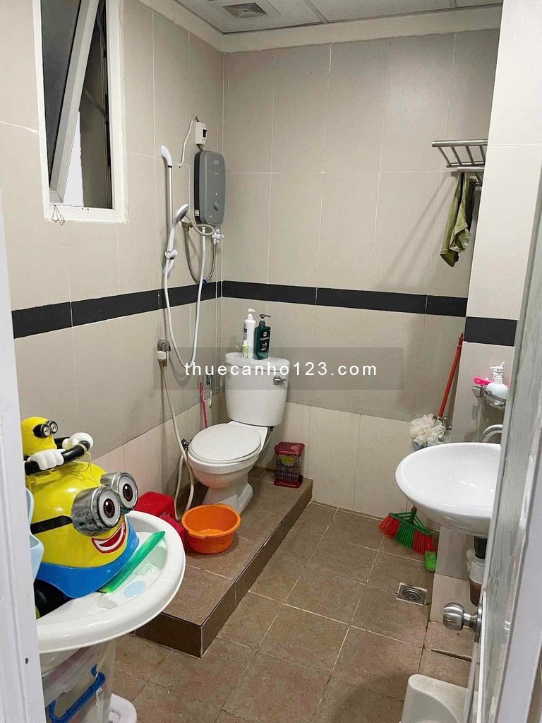 Cho thuê căn hộ Trung Đông Plaza, Diện tích 65m2, Nhà thiết kế 2 phòng ngủ, 2 toilet, NTCB 8 tr/th