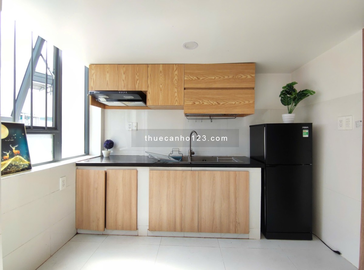 Cho Thuê Căn Hộ Có Gác - Duplex Full Nội Thất, Cửa sổ to – Lạc Long Quân, Tân Bình