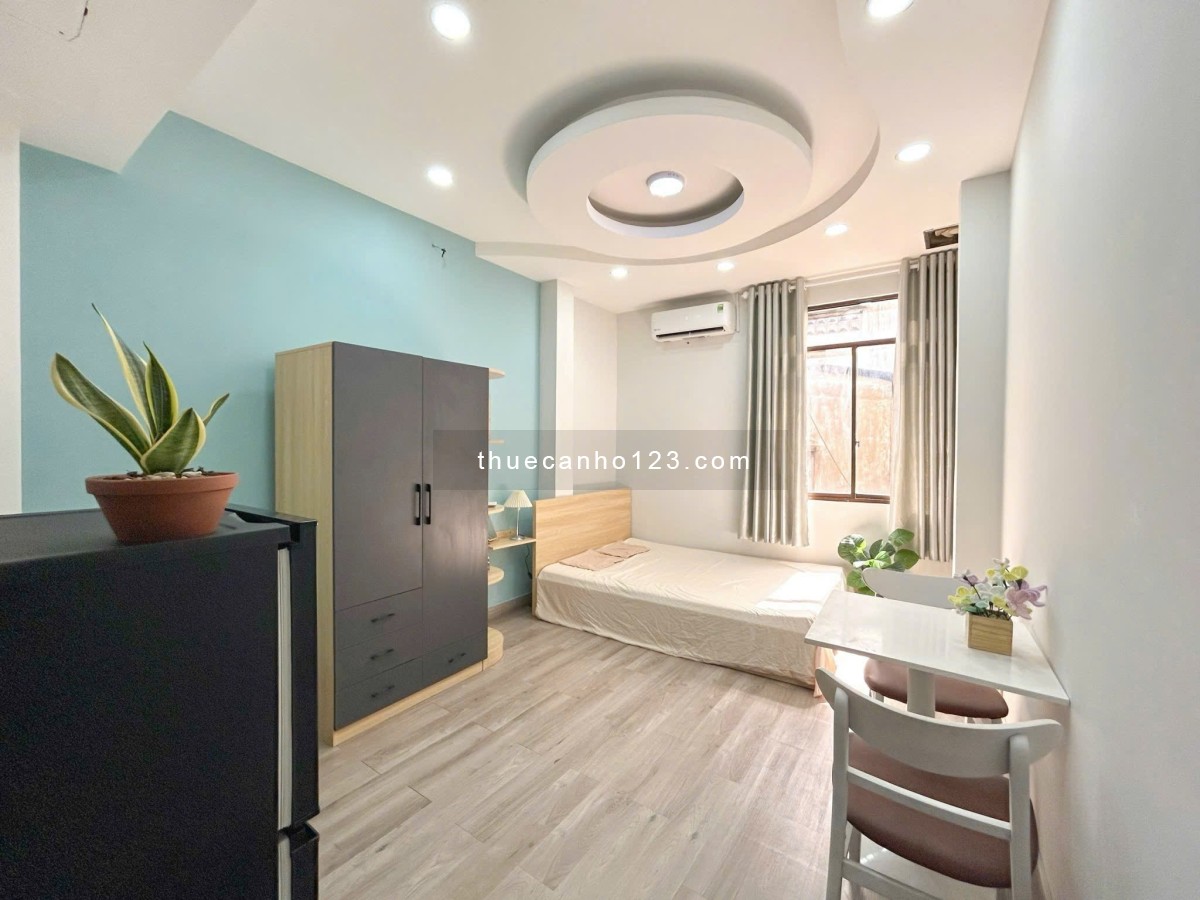 CHO THUÊ CĂN HỘ FULL NỘI THẤT CỬA SỔ QUẬN 1 gần công viên Lê Văn Tám, vòng xoay Điện Biên Phủ,