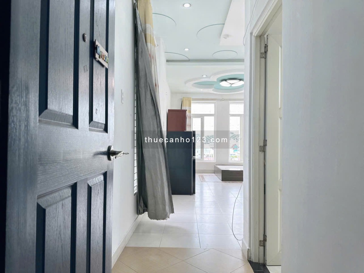Cho thuê studio cửa sổ siêu rộng Q10 - gần cầu vượt 3/2, Vạn Hạnh Mall, Đh UEH,...