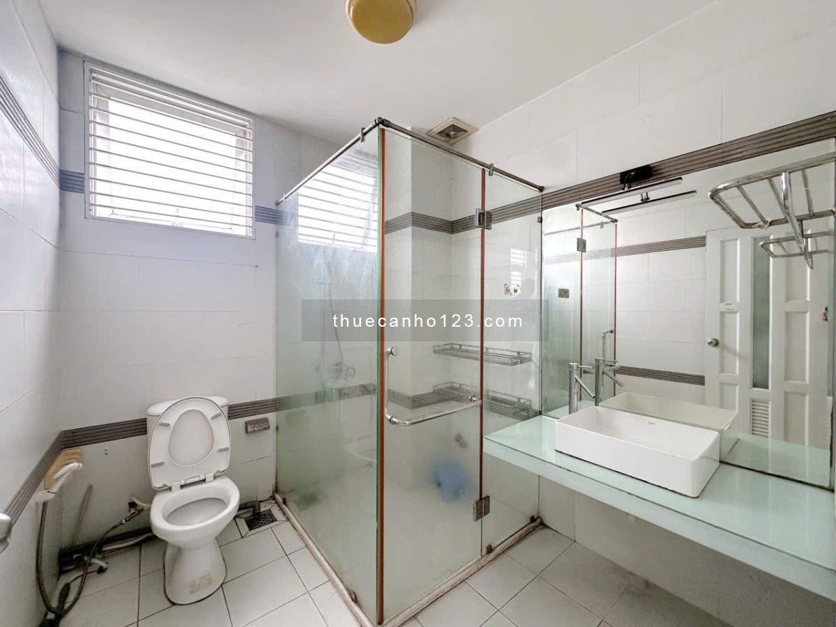 Cho thuê studio cửa sổ siêu rộng Q10 - gần cầu vượt 3/2, Vạn Hạnh Mall, Đh UEH,...