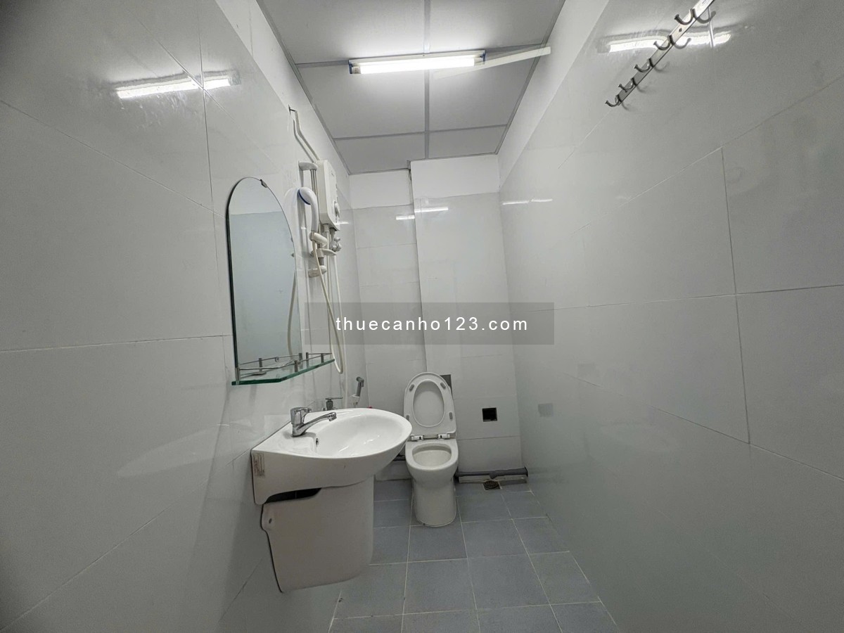 Căn hộ 1PN tách bếp có cửa sổ lớn thoáng mát đón nắng ngay trung tâm Tân Bình