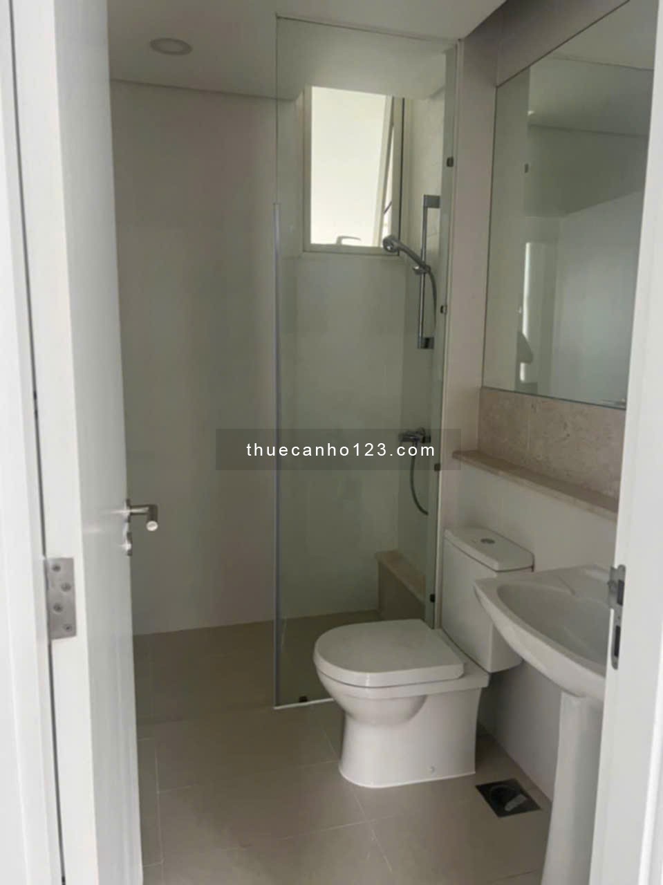 Chung cư Satra, Phan Đăng Lưu, PN: 145m2, full nội thất, 3p ngủ, 20tr