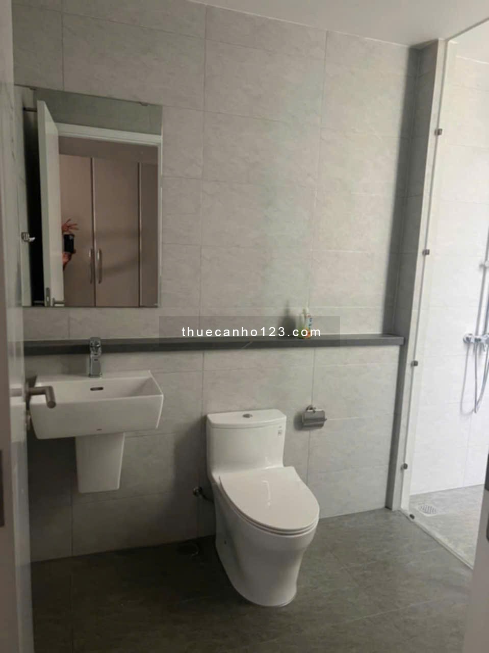 Chung cư Satra, Phan Đăng Lưu, PN: 145m2, full nội thất, 3p ngủ, 20tr