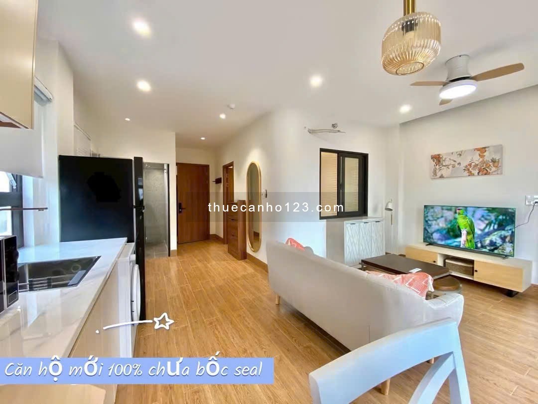 Khai Trương Căn Hộ 1 Phòng Ngủ Ban Công, Full Nội Thất, Thang Máy. Ngay Ngã Tư Hàng Xanh