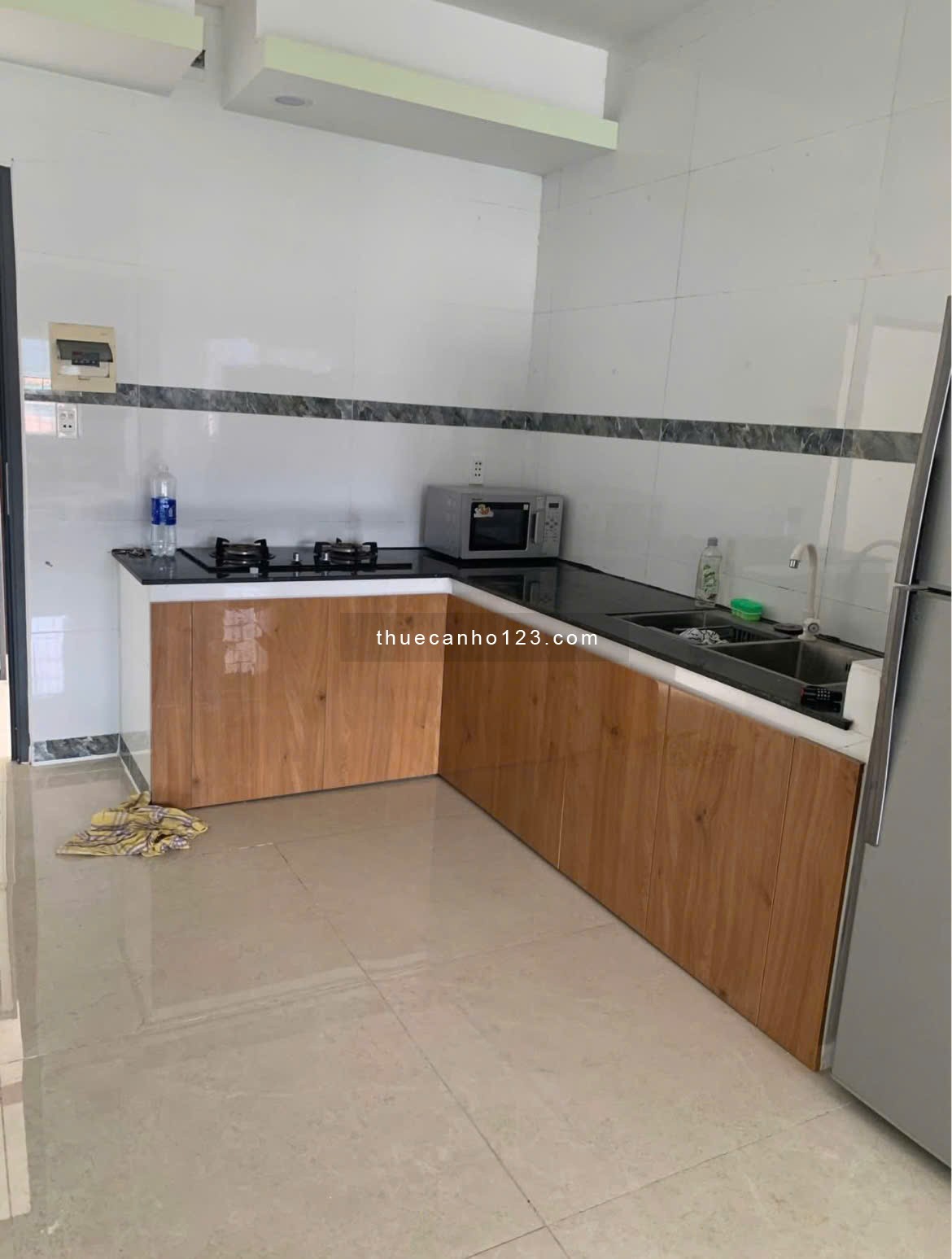 Chung cư Q1, Nguyễn Trãi, P. Nguyễn Cư Trinh, 89m2, 3PN, 12tr/th.