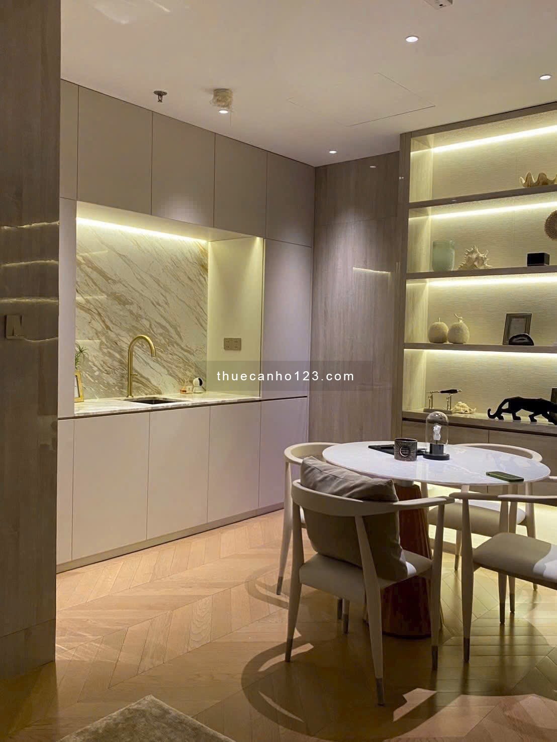 Cho thuê phòng giá rẻ – full nội thất siêu mới – Tân Bình (gần Phú Nhuận & Quận 3).