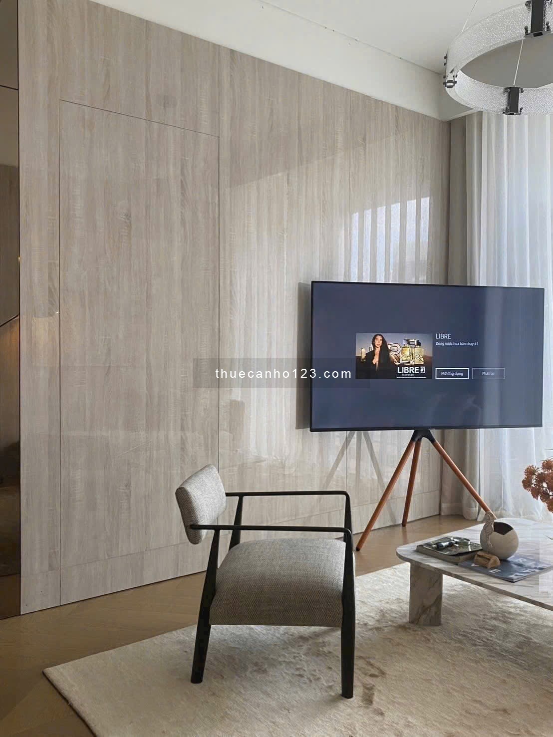 Cho thuê phòng giá rẻ – full nội thất siêu mới – Tân Bình (gần Phú Nhuận & Quận 3).