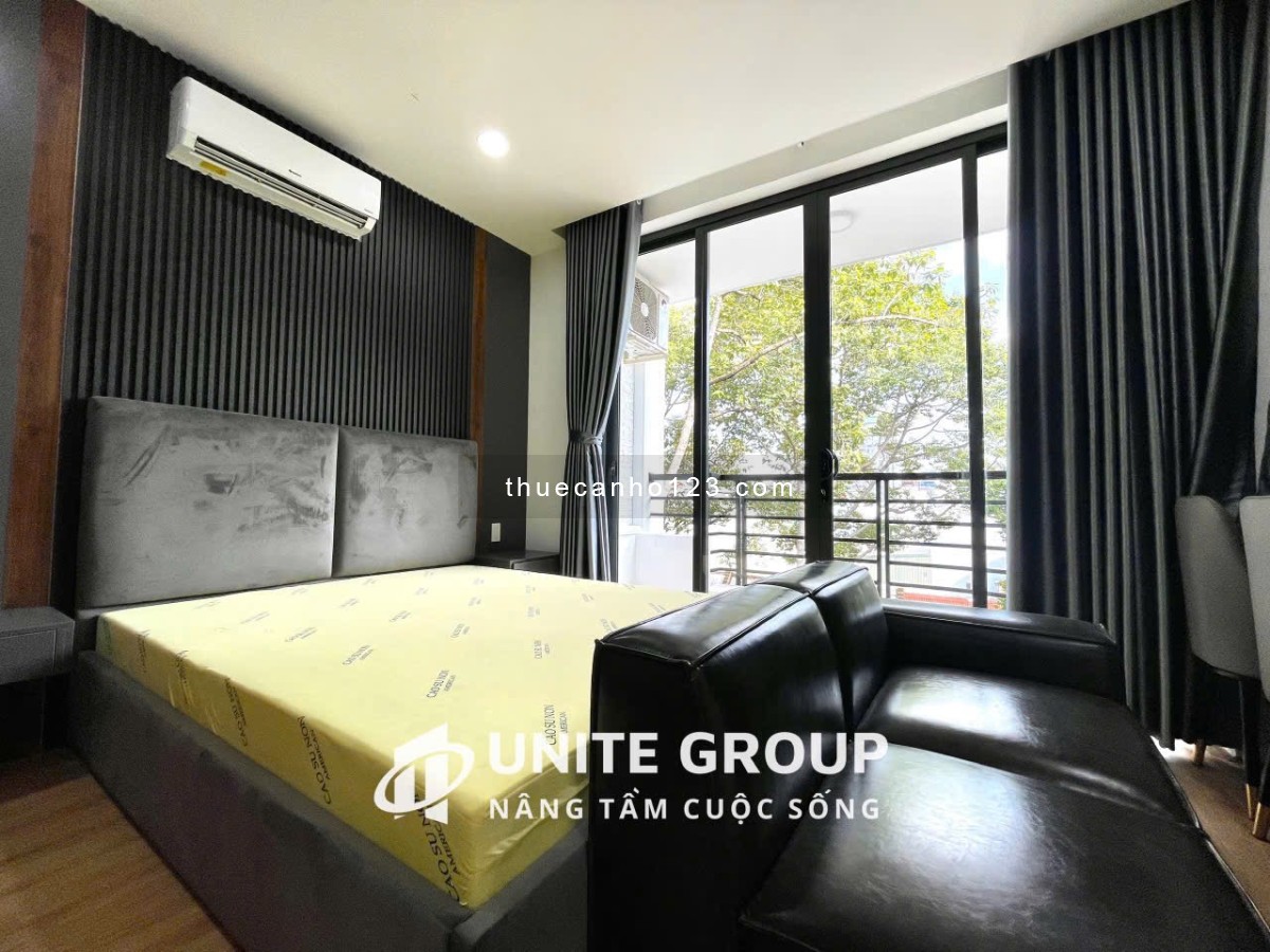 Căn hộ 1 phòng ngủ full nội thất có ban công 50m2 ngay giữa trung tâm Tân Bình