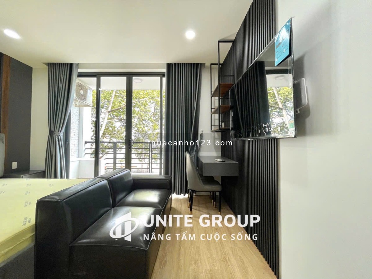 Căn hộ 1 phòng ngủ full nội thất có ban công 50m2 ngay giữa trung tâm Tân Bình