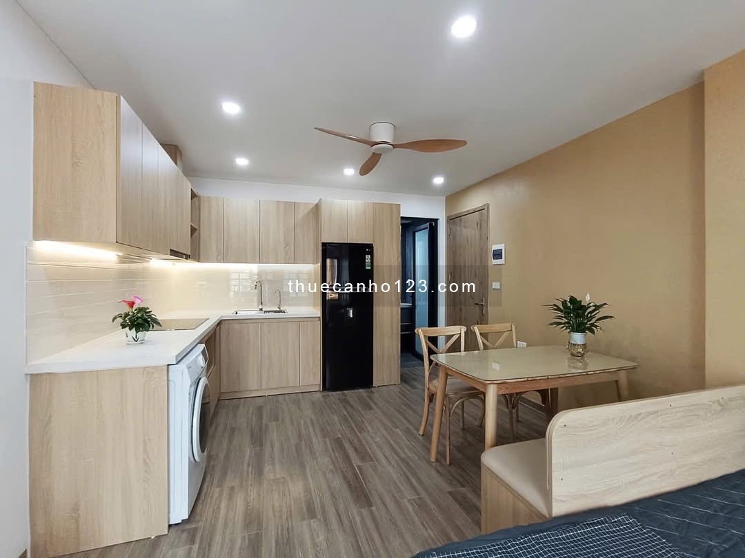 Cho thuê studio ban công gần sân bay – CV Hoàng Văn Thụ – Học viện Hàng không Quận Tân Bình.