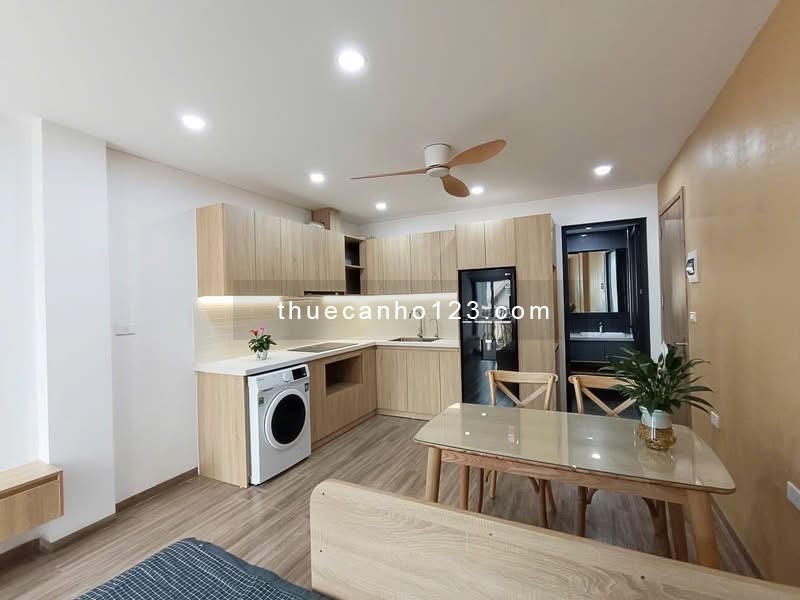 Cho thuê studio ban công gần sân bay – CV Hoàng Văn Thụ – Học viện Hàng không Quận Tân Bình.