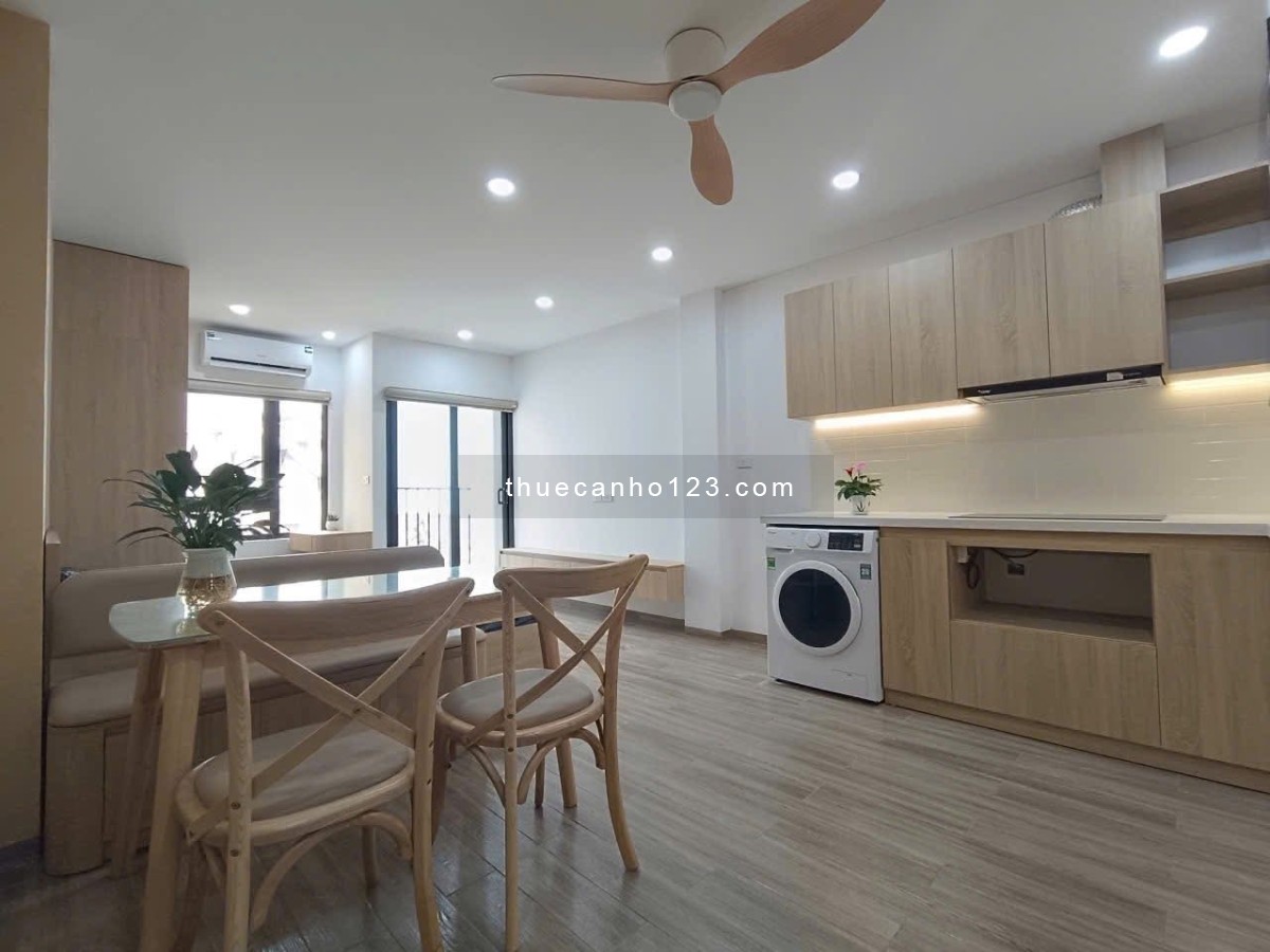 Cho thuê studio ban công gần sân bay – CV Hoàng Văn Thụ – Học viện Hàng không Quận Tân Bình.