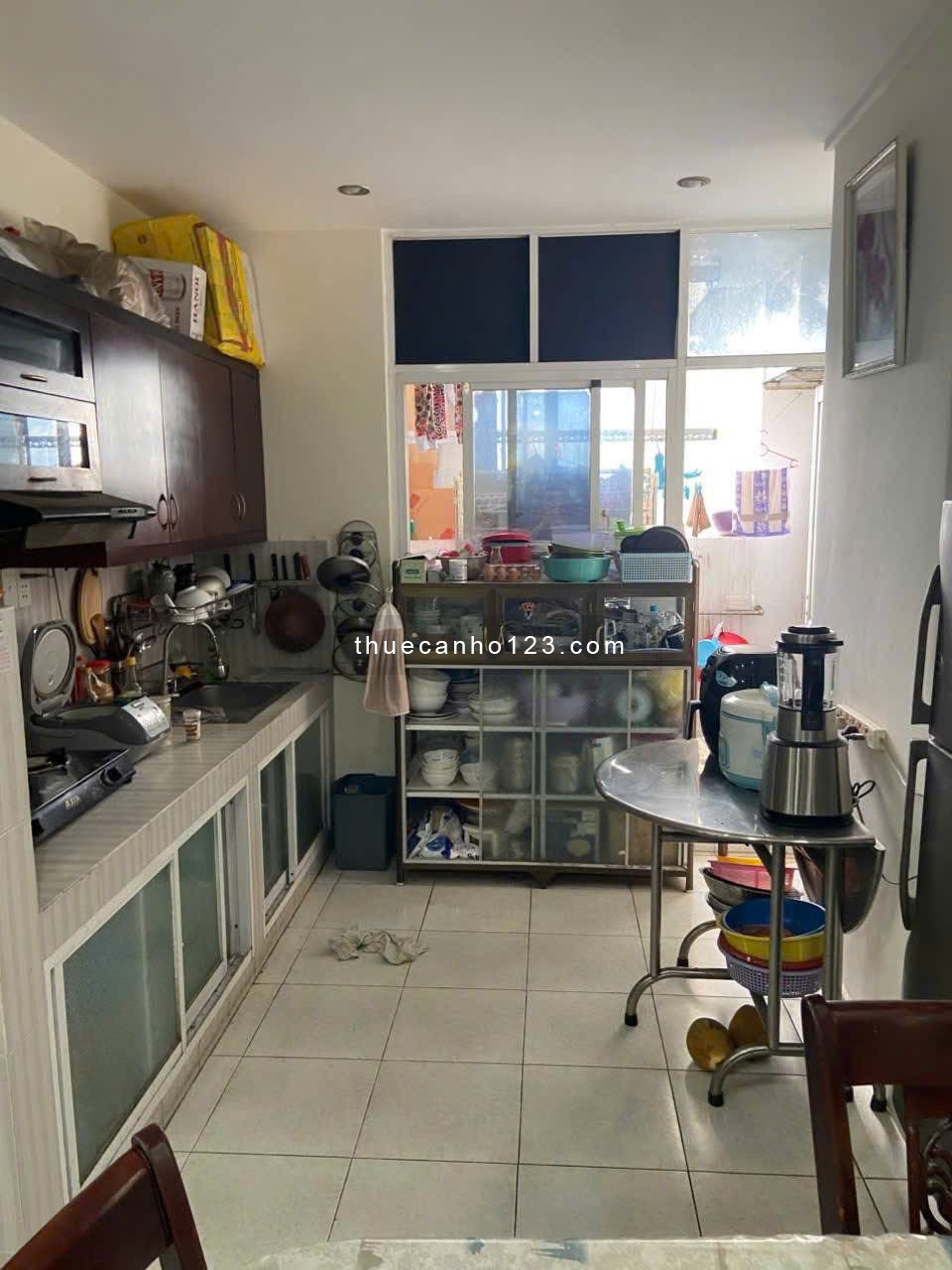 Chung cư Lê Hồng Phong, Q5: 3p ngủ, máy lạnh, 85m2, 12tr/tháng