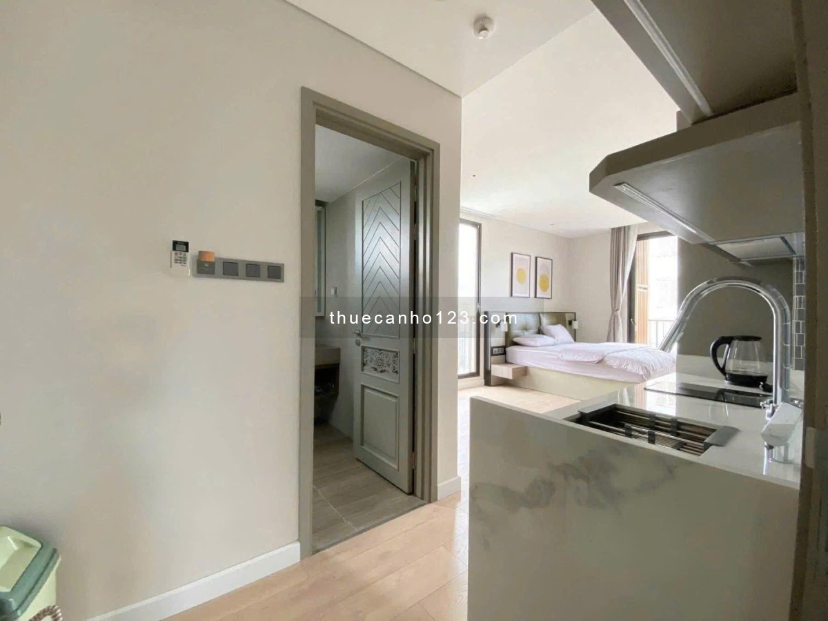 Studio ban công thoáng mát – gần sân bay Tân Sơn Nhất & Công viên Hoàng Văn Thụ