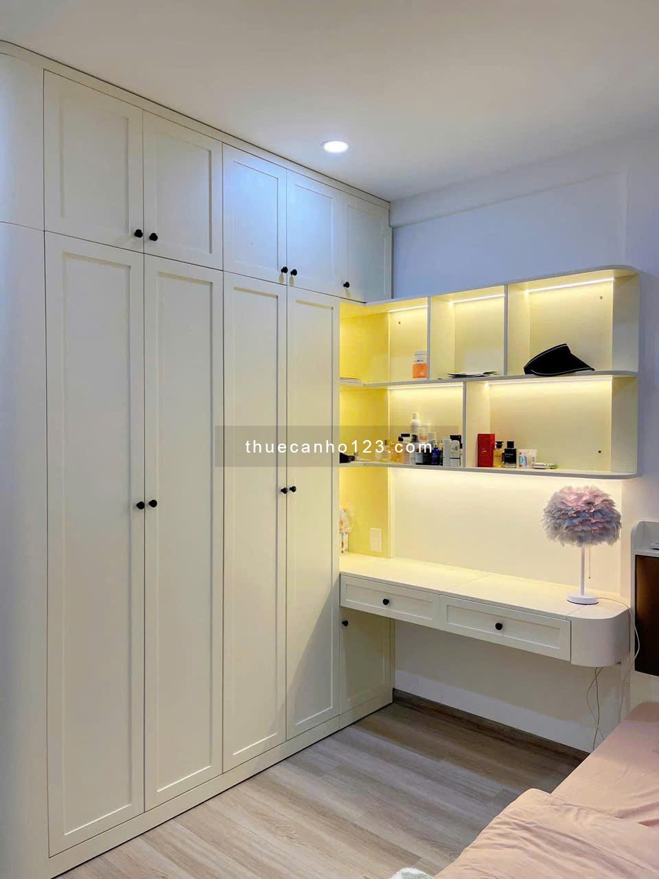 Chung cư Satra, Phan Đăng Lưu, PN: 3p ngủ, NT mới, 145m2, 20tr5/th