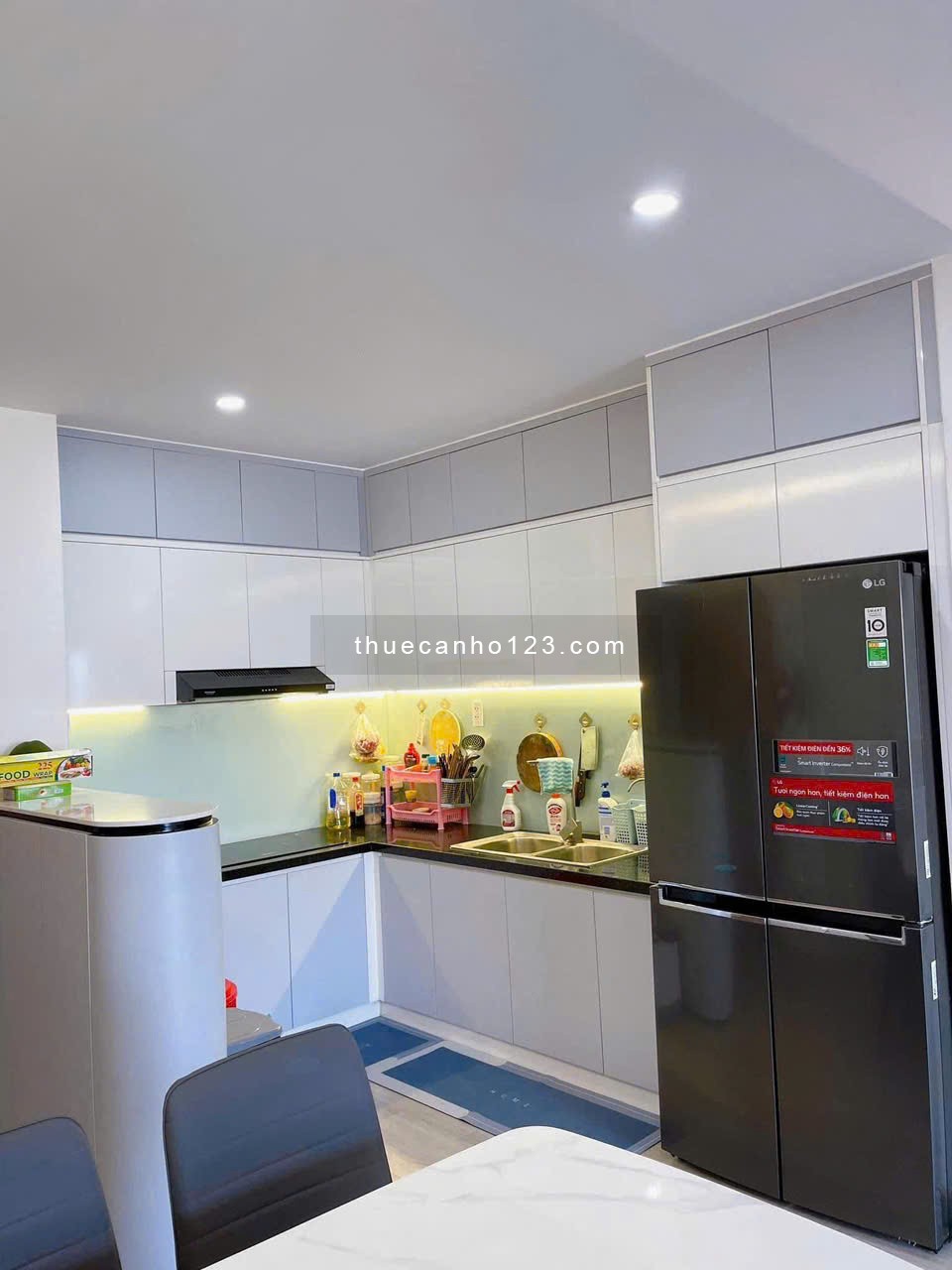 Chung cư Satra, Phan Đăng Lưu, PN: 3p ngủ, NT mới, 145m2, 20tr5/th