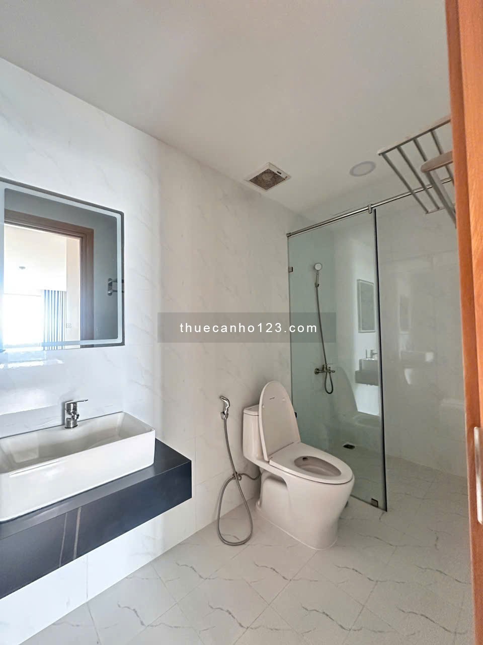 Cho thuê căn hộ 2Pn 2WC 80m2 nhà full nội thất mới 100% chỉ 16tr/th dọn vào ở ngay
