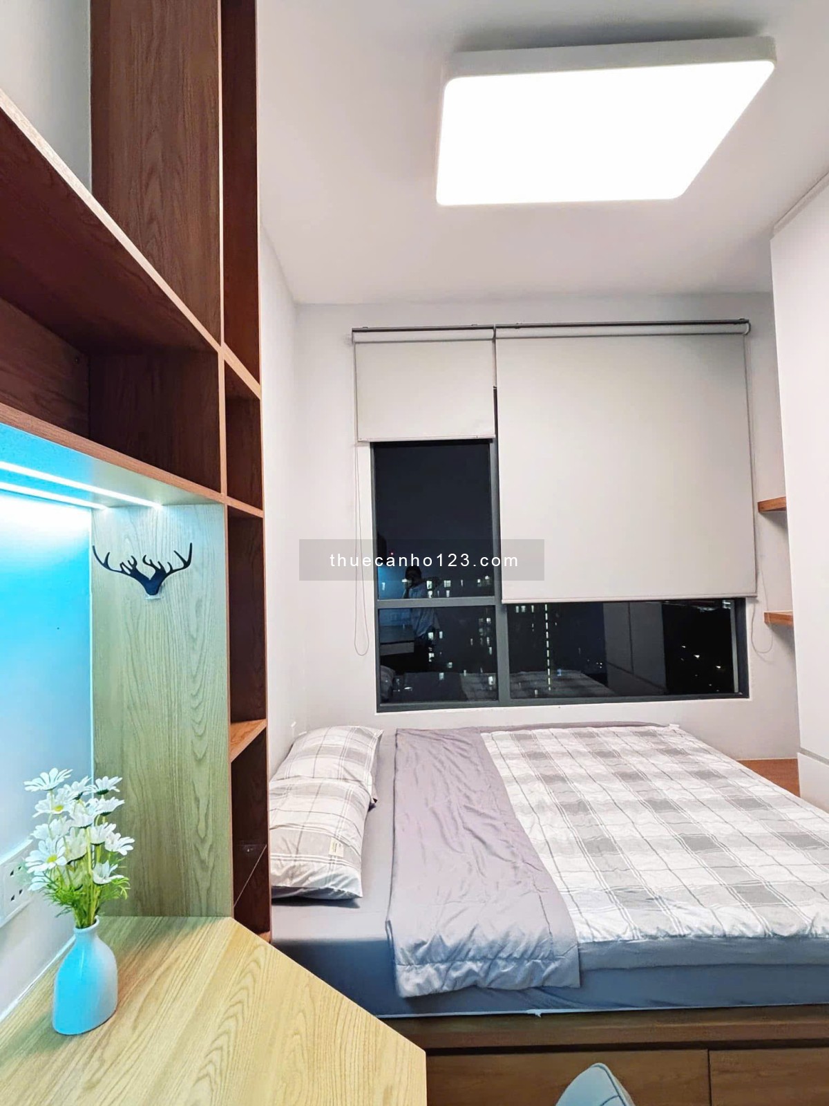 Xách vali vào ở ngay CHCC Emerald 84m2, 2pn, 2wc và 1 kho nhà có full nội thất đẹp giá 15tr/th