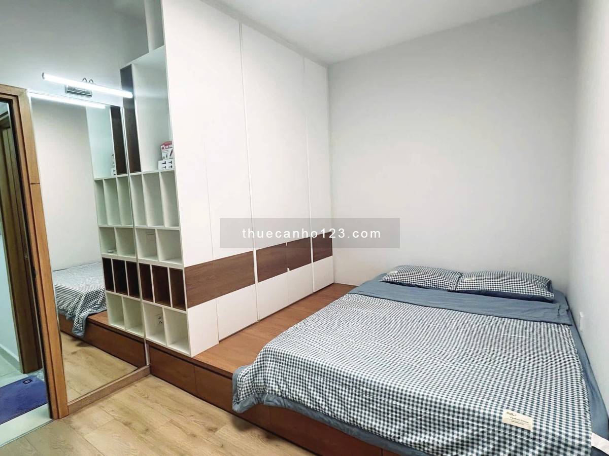 Xách vali vào ở ngay CHCC Emerald 84m2, 2pn, 2wc và 1 kho nhà có full nội thất đẹp giá 15tr/th