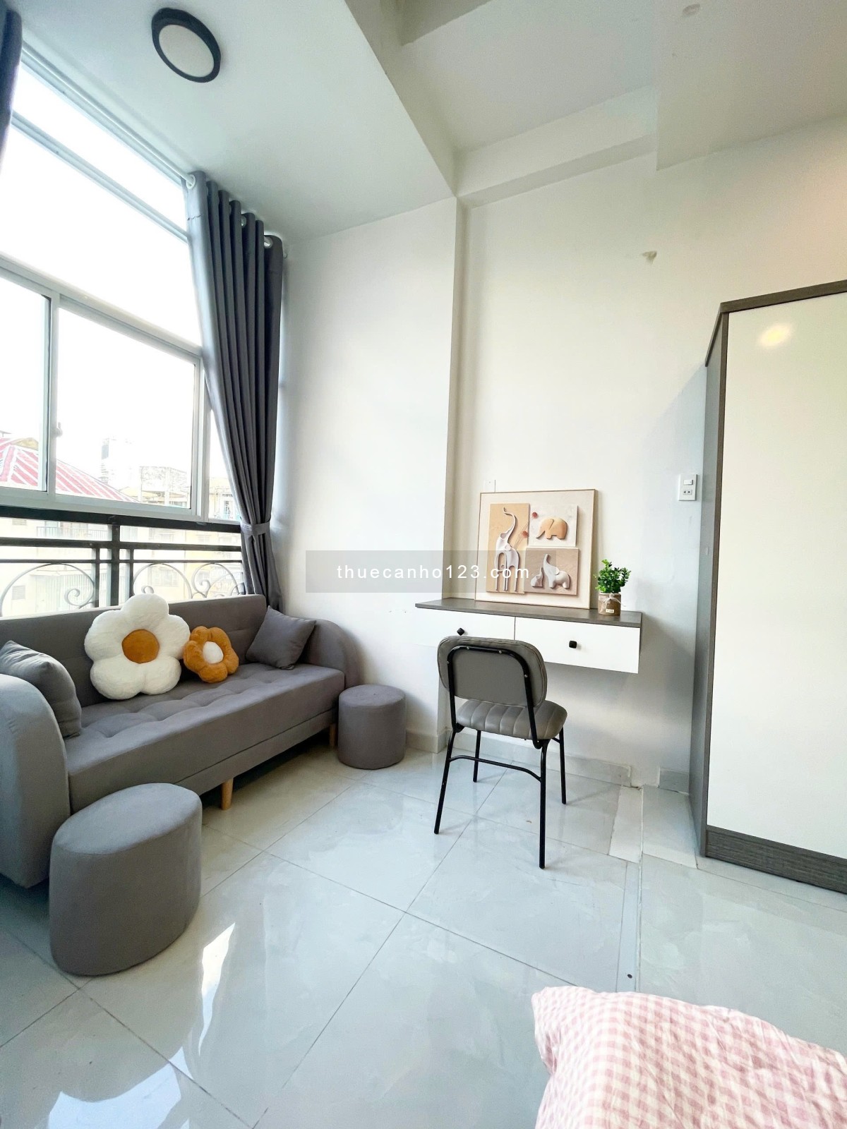 Studio ban công Q1 - gần Đh UEH, Đh Mở, Vòng xoay Điện Biên Phủ, Thảo Cầm Viên,...