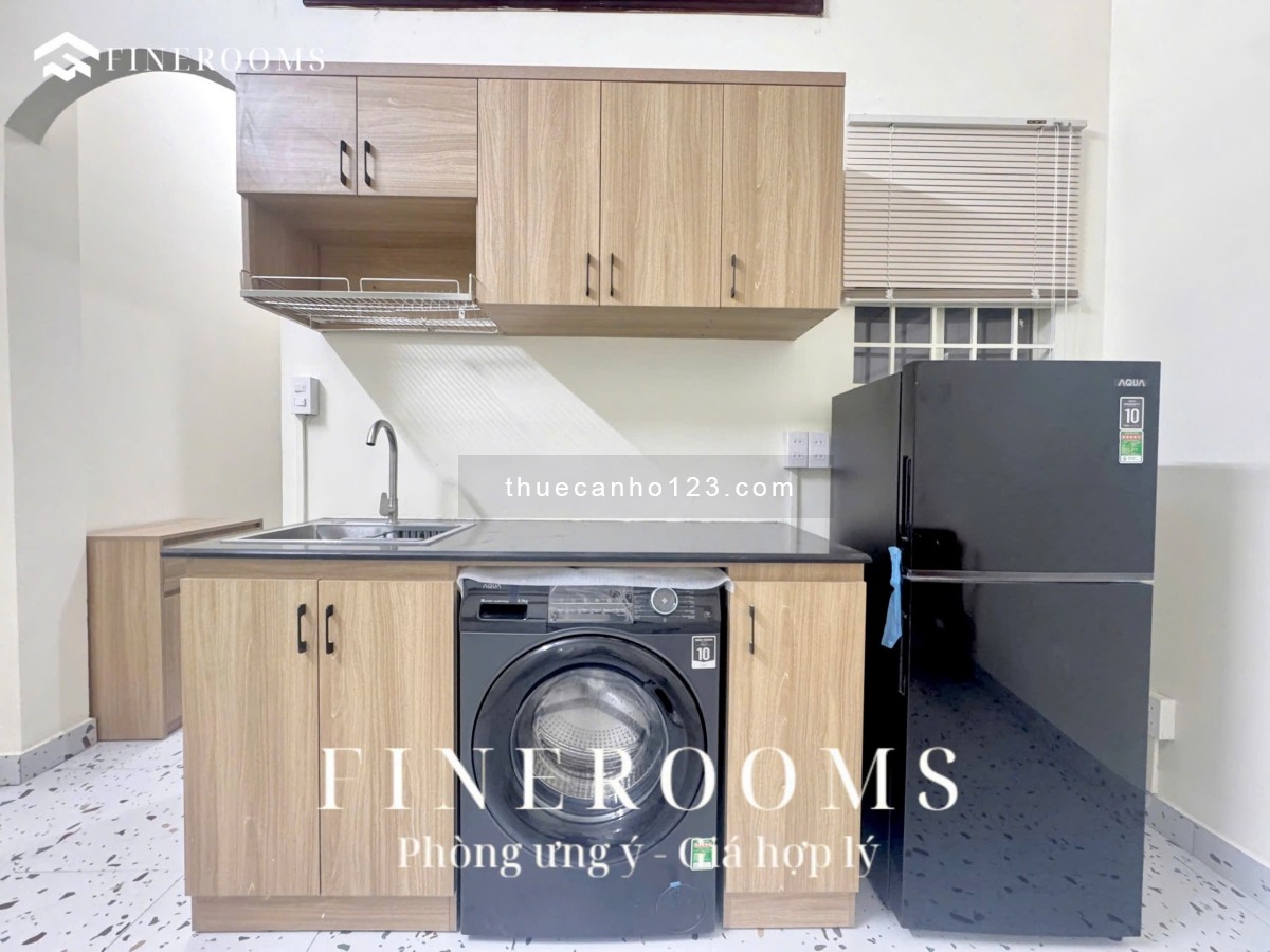Căn hộ tách bếp, máy giặt riêng, cửa sổ thoáng mát – Ngay trung tâm Tân Bình!