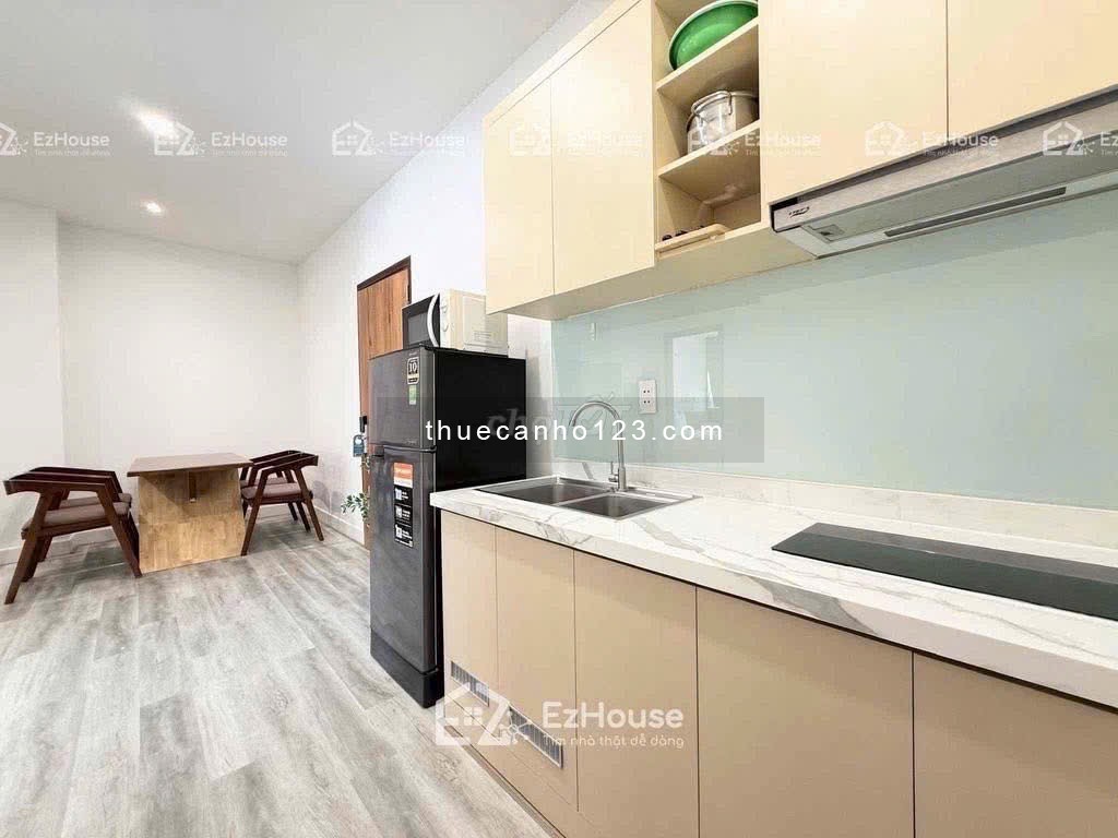 Căn hộ 2 phòng ngủ 70m2 full nội thất ngay giữa trung tâm Tân Bình