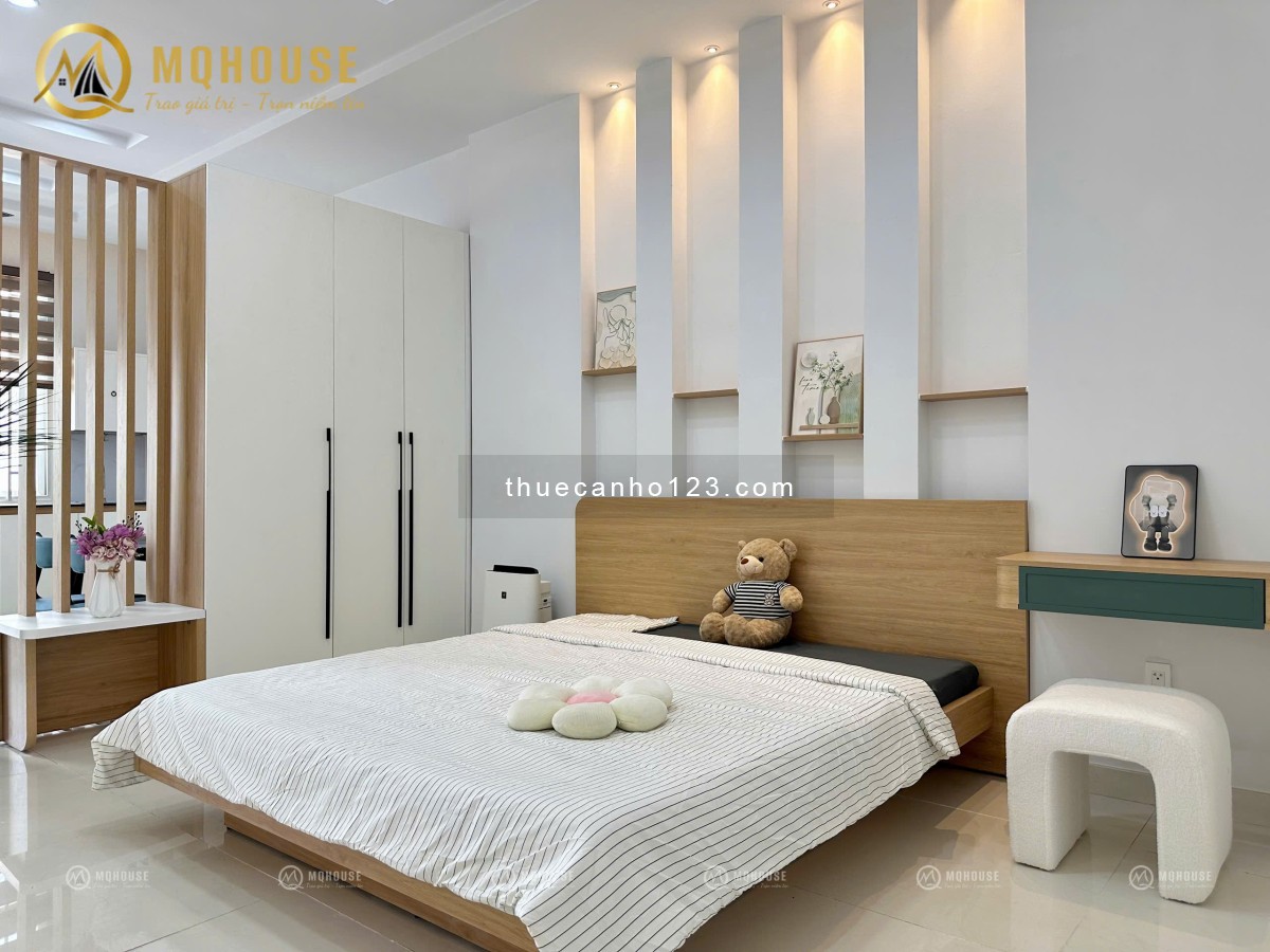 Cho thuê căn hộ studio ban công, nội thất đẹp gần Vincom Cộng Hòa, cầu vượt Hoàng Hoa Thám