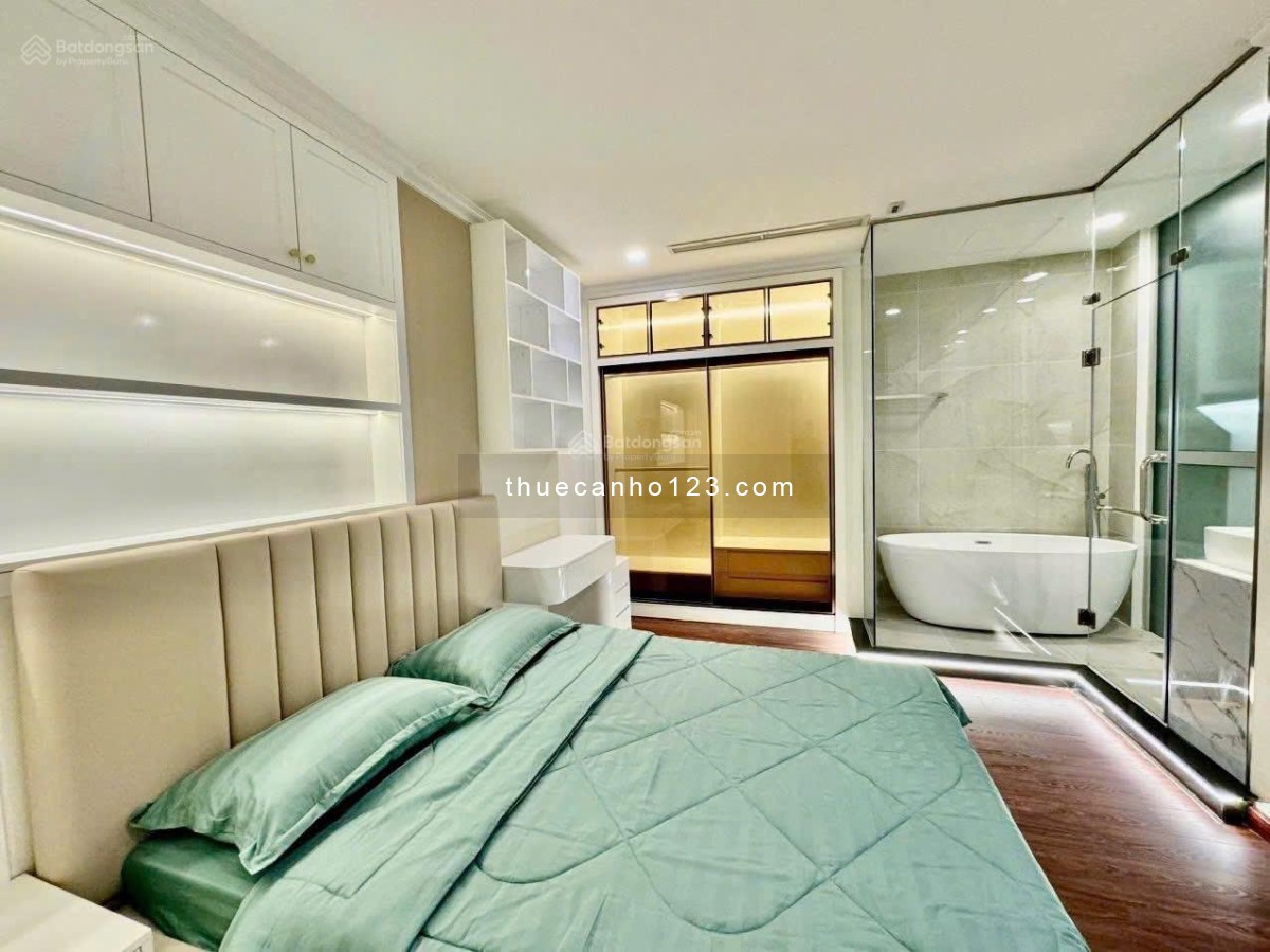 Cho thuê căn hộ 2PN 2WC tại Vinhomes Central Park Bình Thạnh.