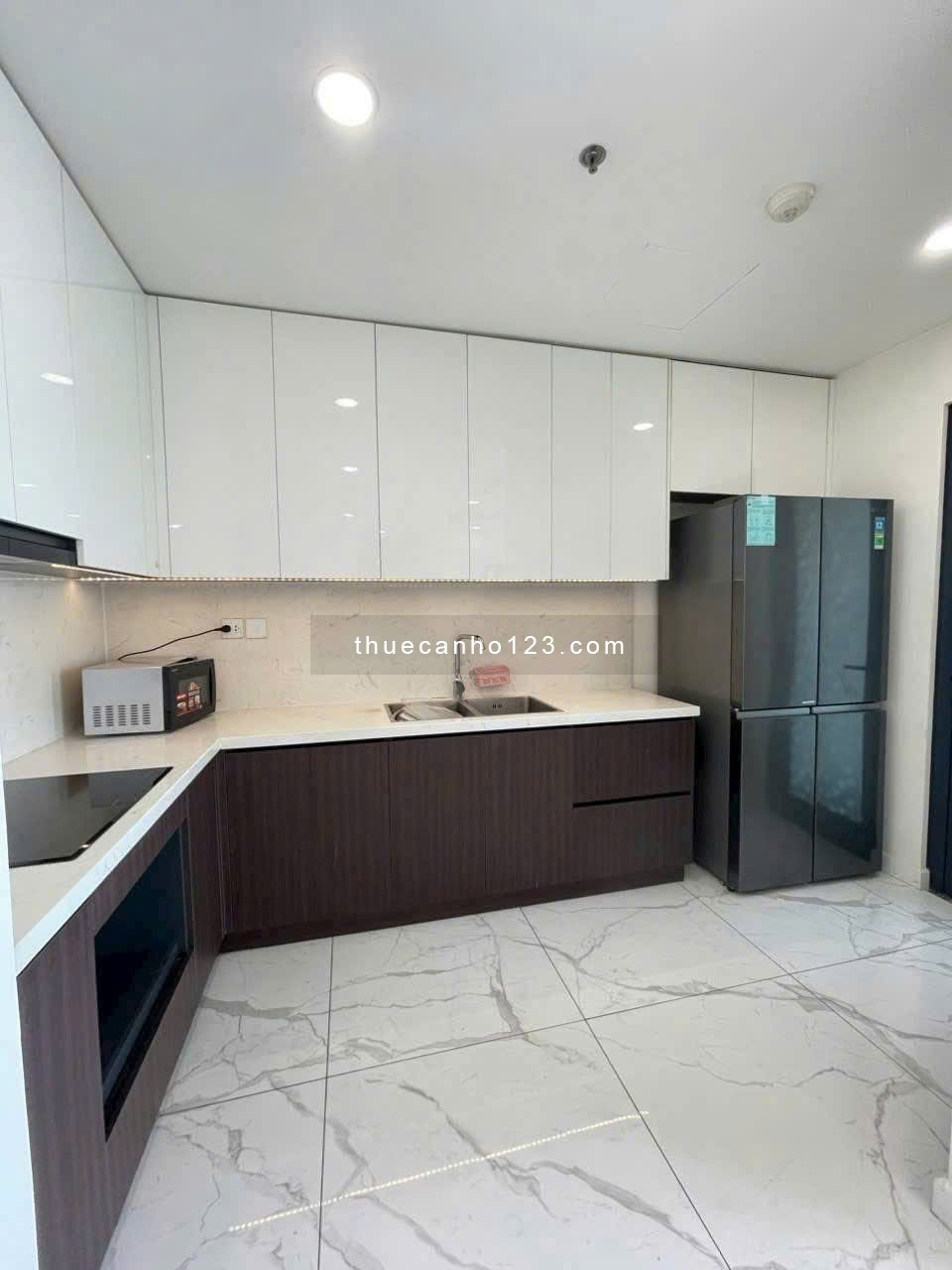 22tr/tháng, 145m2, 3 Phòng ngủ, 2WC, Nôi thất mới, Phan Đăng Lưu, PN.