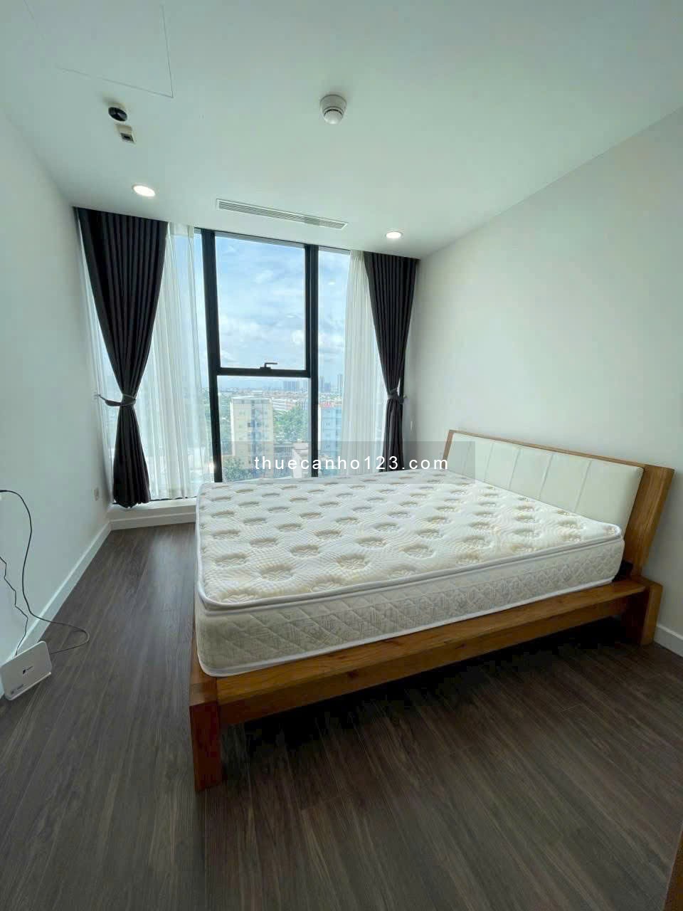 22tr/tháng, 145m2, 3 Phòng ngủ, 2WC, Nôi thất mới, Phan Đăng Lưu, PN.